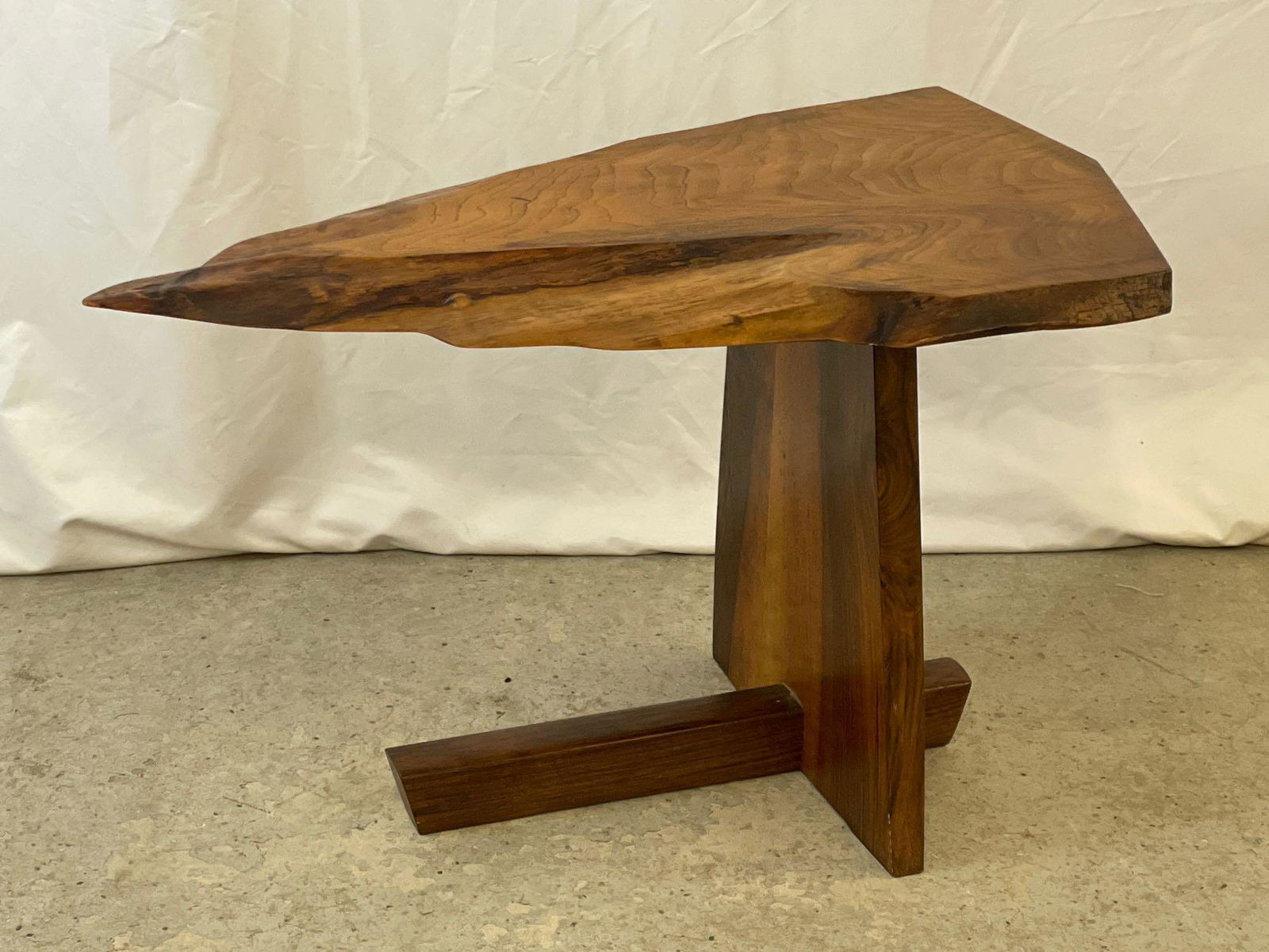 George Nakashima Minguren Side Table (1 of 8)