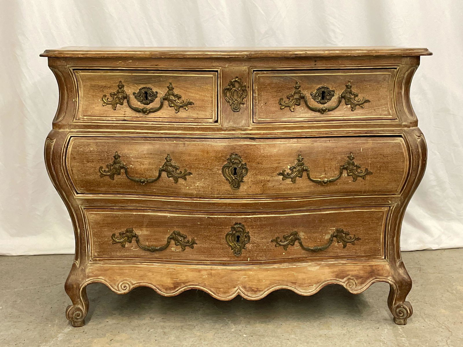 Louis XV-style Bombe Chest of Drawers (1 of 8)