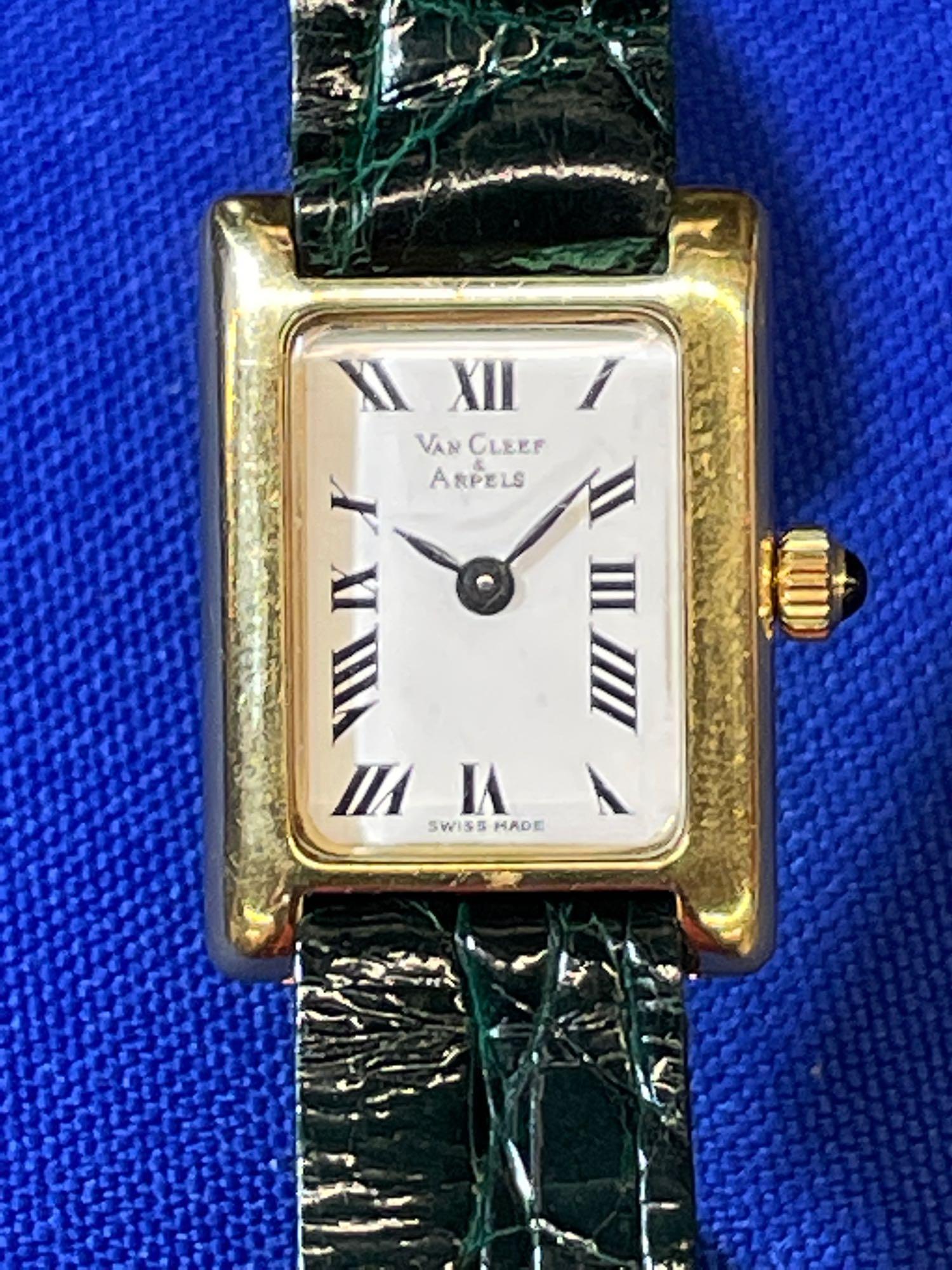 Ladies 18K Van Cleef & Arpels Wristwatch (1 of 6)