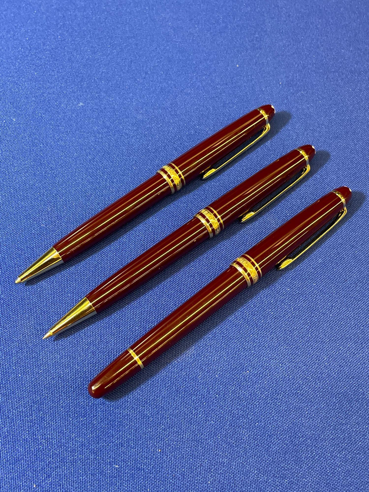 Three-piece Mont Blanc Writing Set (1 of 3)