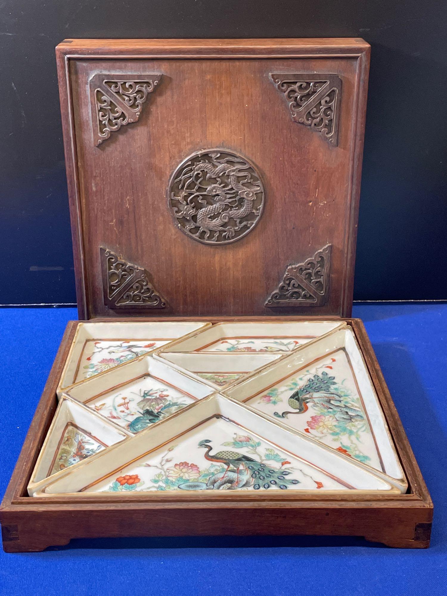 Chinese Famille Rose Porcelain Sweet Meat Tray (1 of 7)