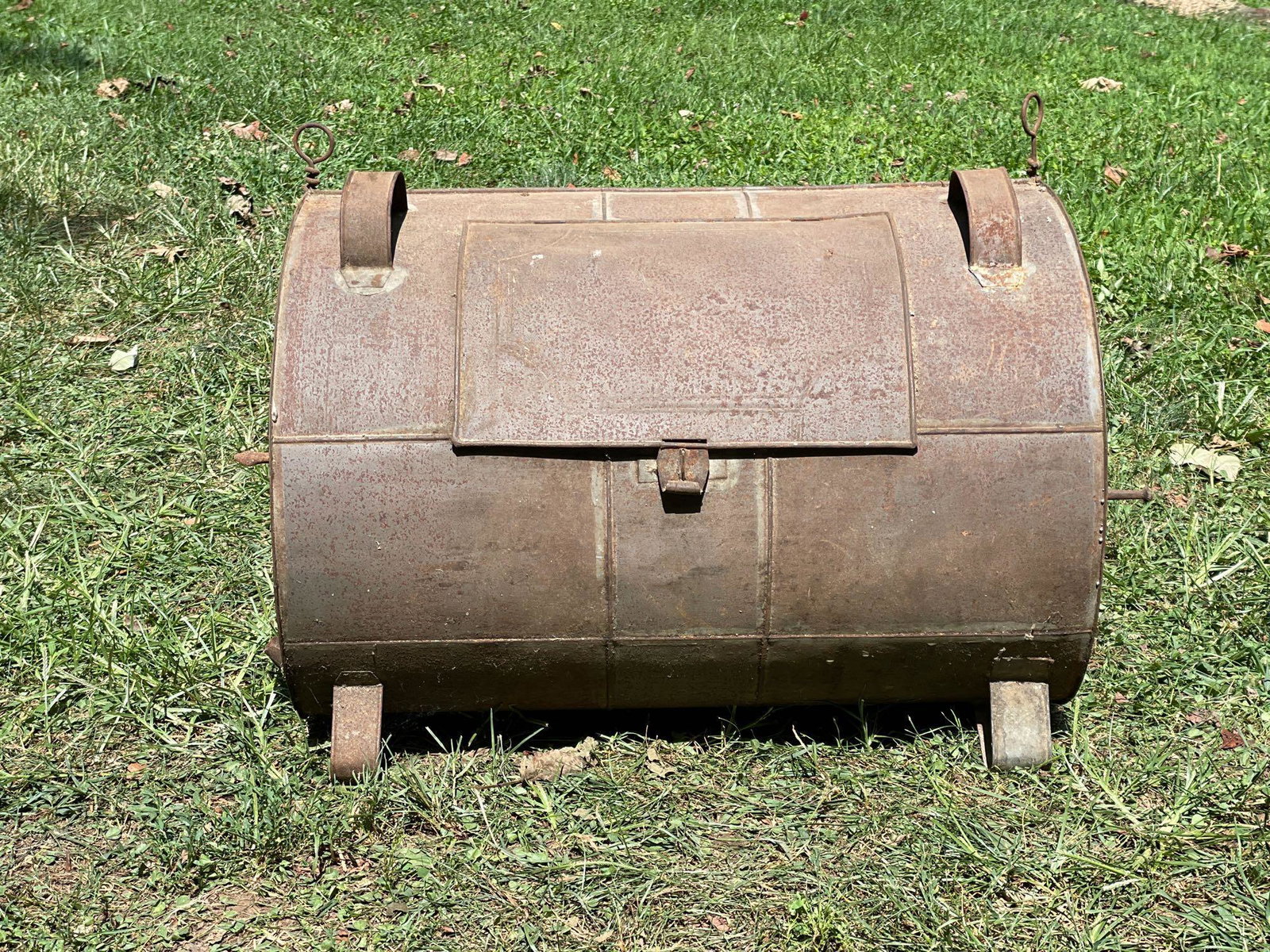 Tin Reflector Oven: A tin reflector oven. 19in tall x 23-1/2in wide x 11-3/4in deep.
