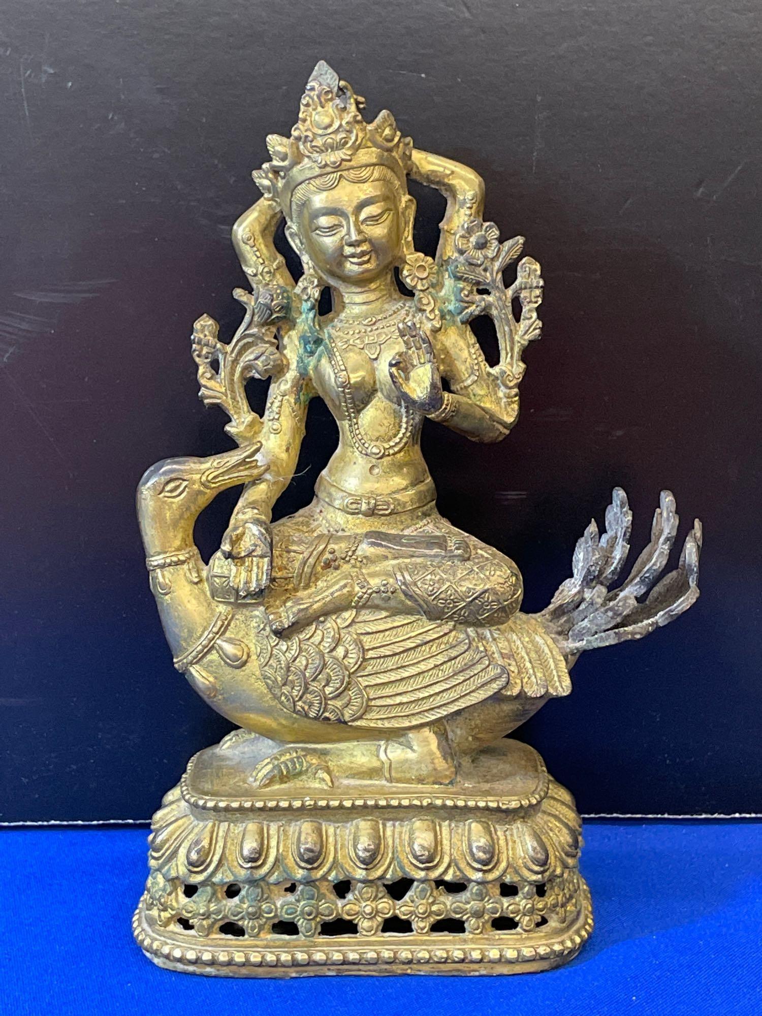 Gilt Bronze Statue of Chenrezig (1 of 4)