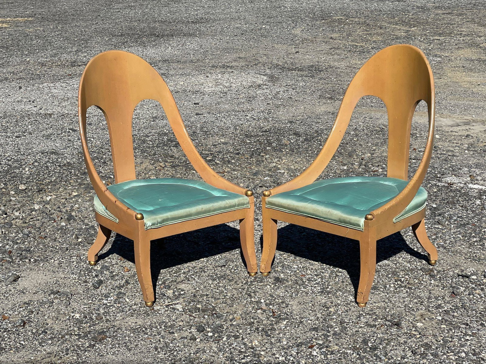 Pair of Hollywood Regency Spoon-back Chairs (1 of 8)