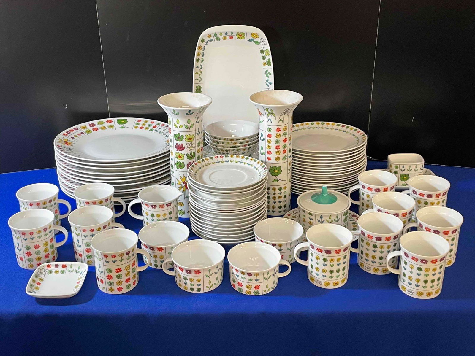 86 Pieces of Emilio Piccillo for Rosenthal China (1 of 12)