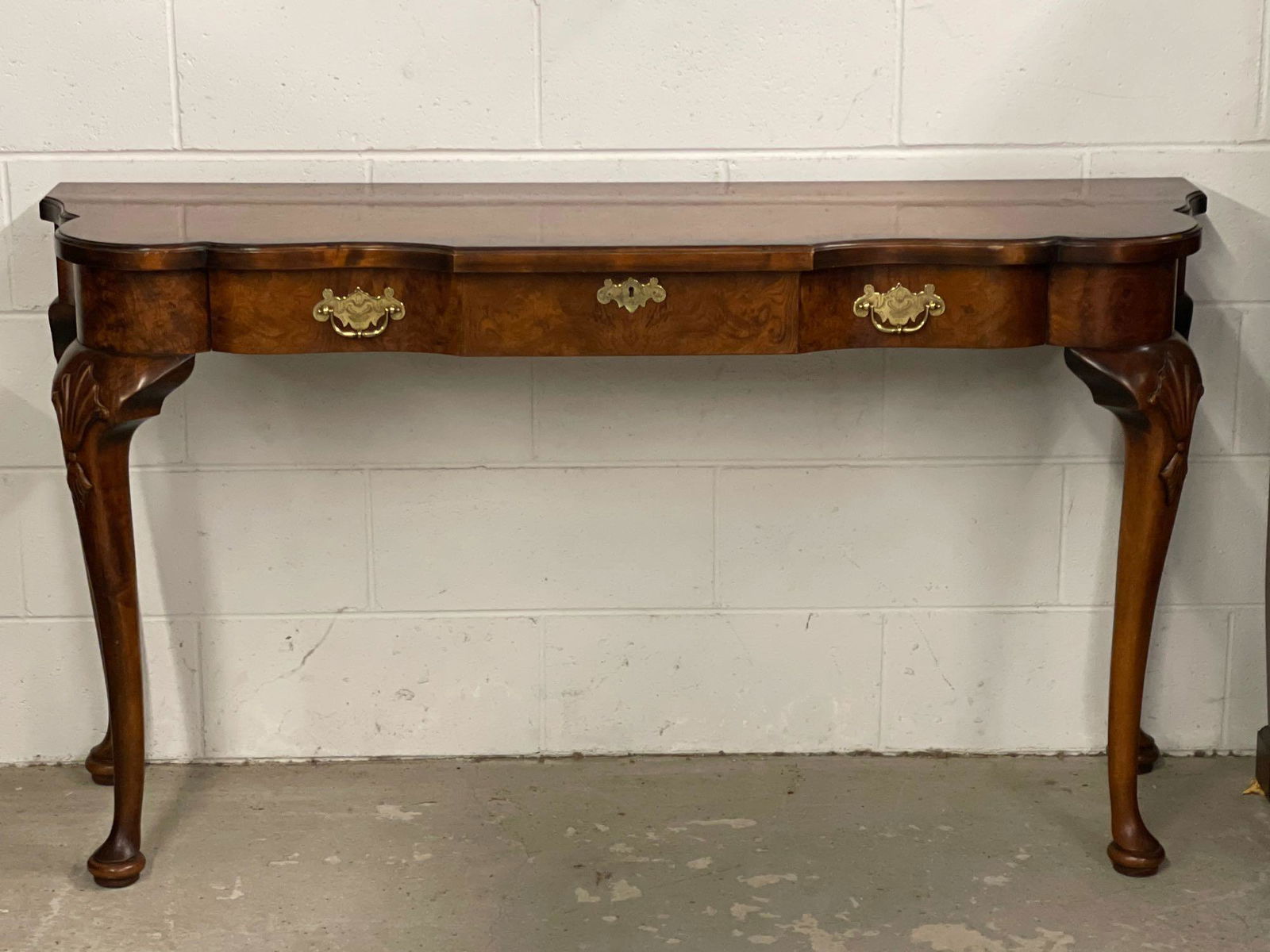 Heckman Georgian-style Console Table (1 of 5)