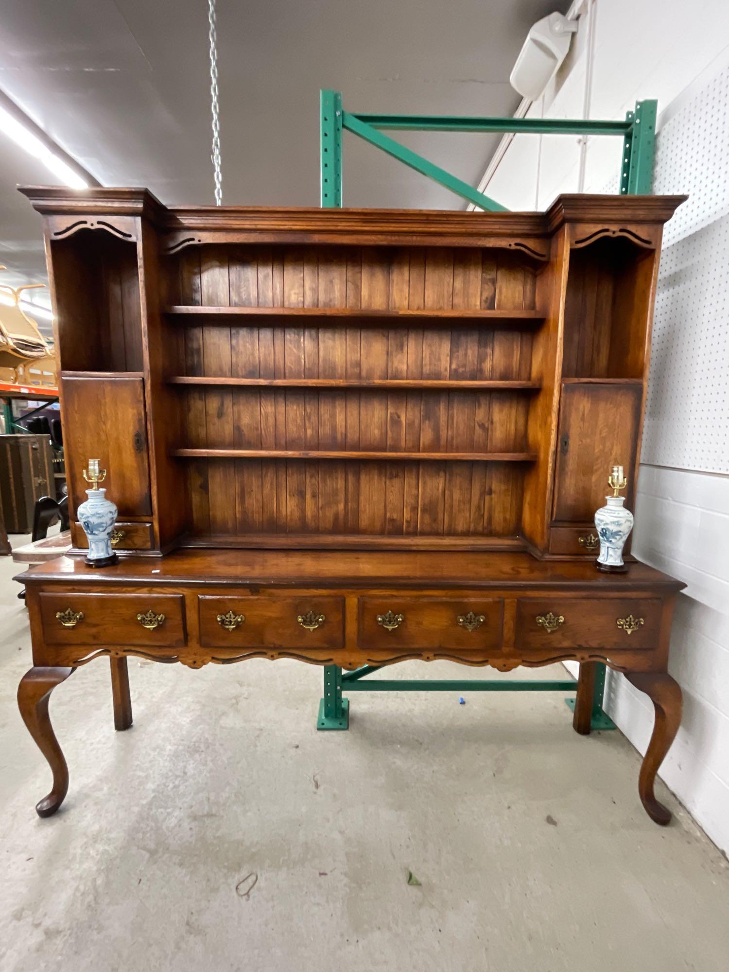 Queen Anne-style Two-part Welsh Cupboard (1 of 5)