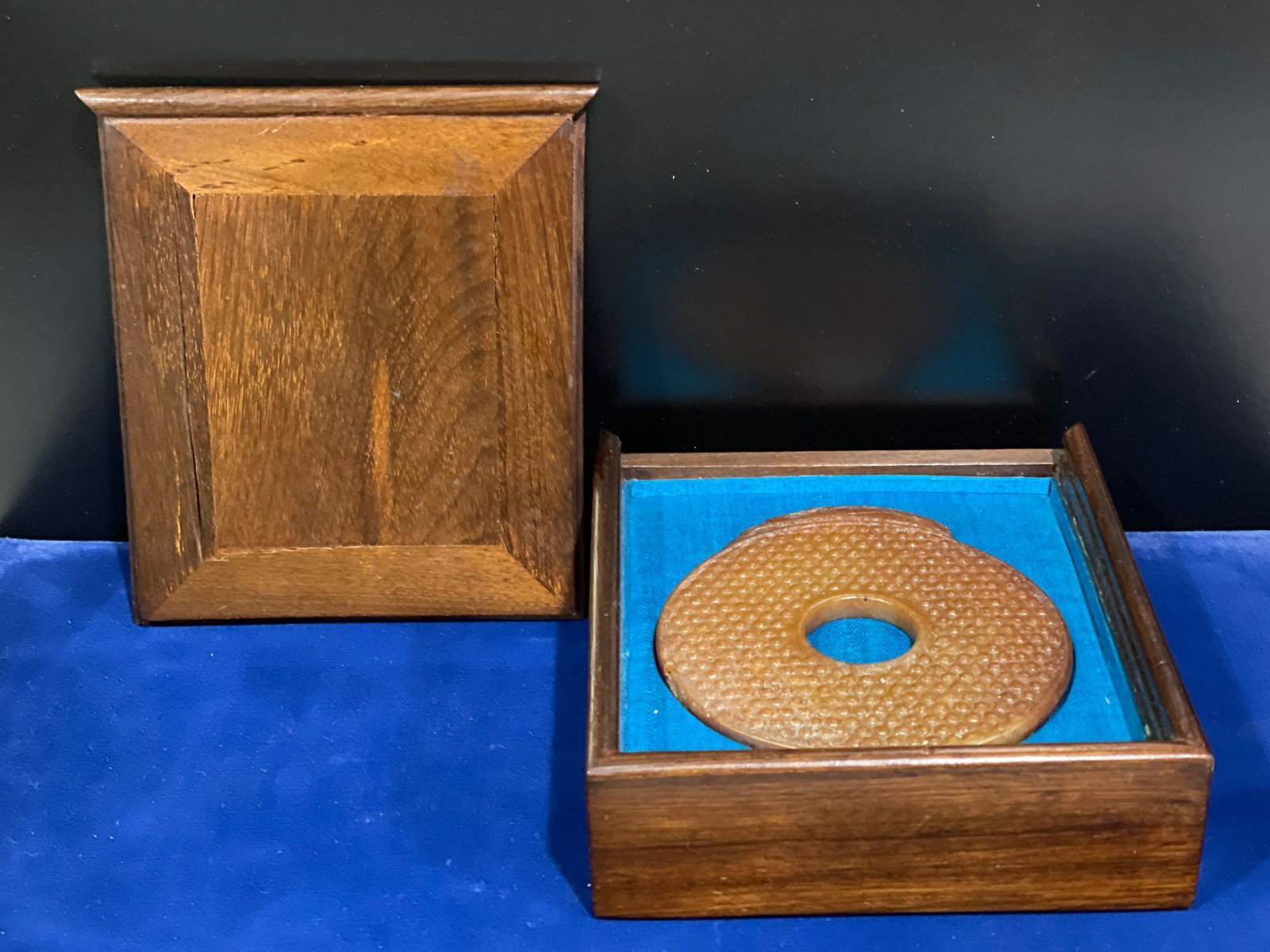 Archaic-style Jade Pi Disc (1 of 6)