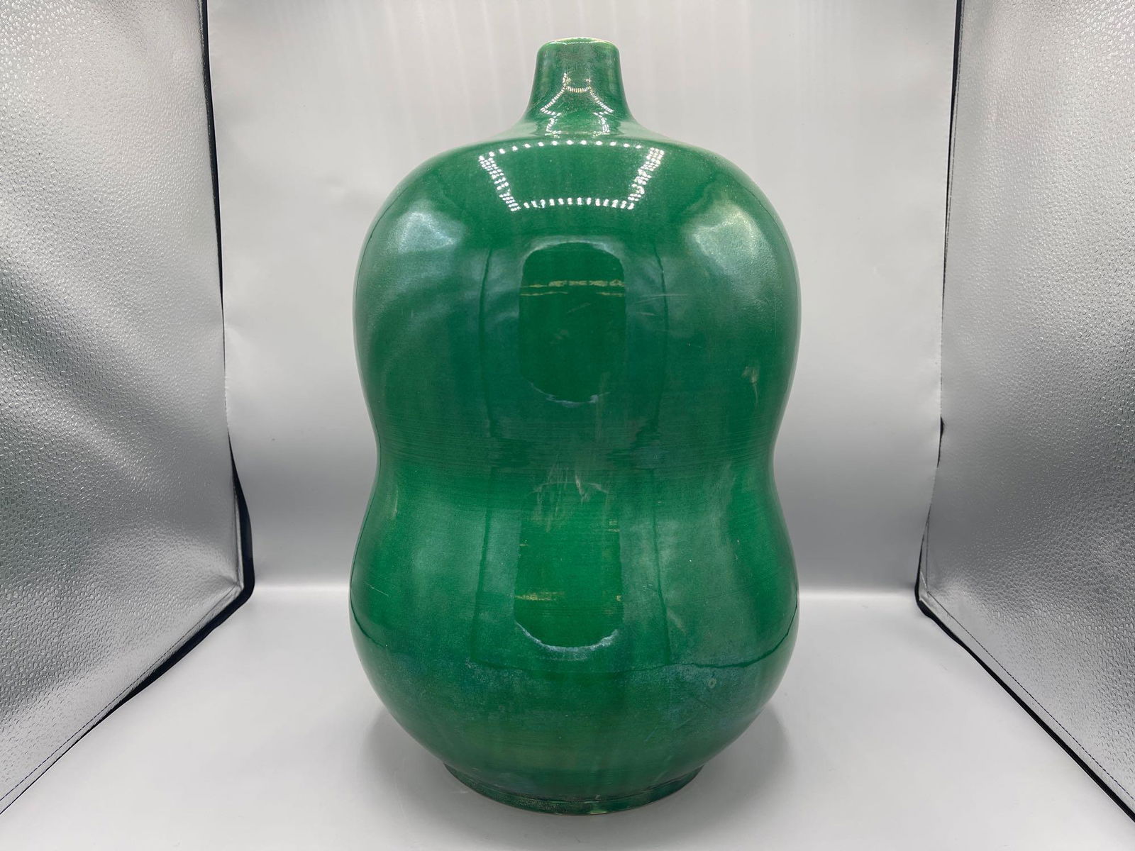 Chinese Apple Green Signed Vase (1 of 4)