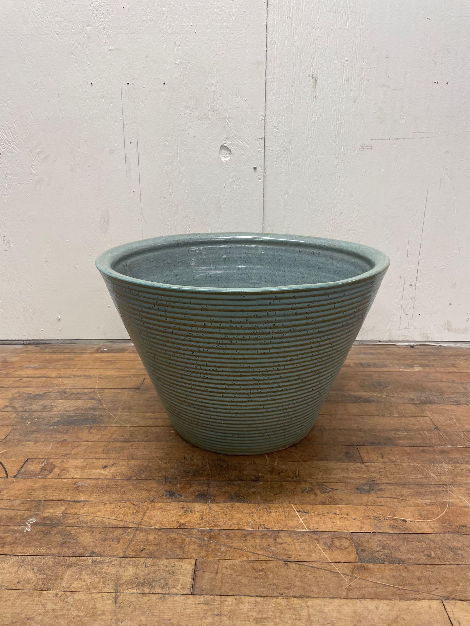 Zanesville Stoneage Modern Ribbed Pottery Planter (1 of 6)