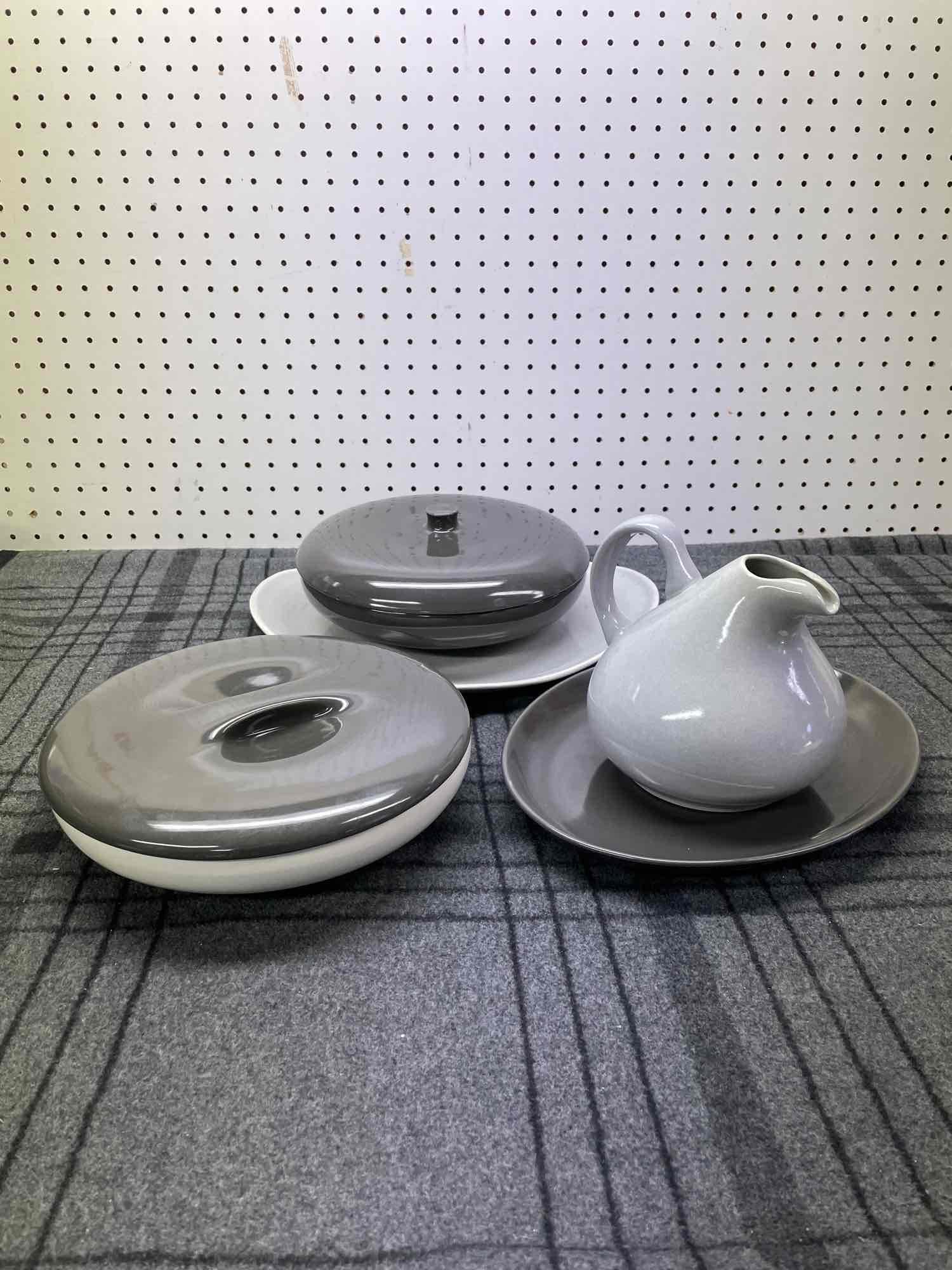 Russell Wright Iroquois Casual China Grouping: (W) Russel Wrigth Iroquois Casual China serving dishes and plate. And a grey Russel Wright American Modern carafe with chop plate. Serving dishes with dividers and lids (set of 2): 10" Diameter x 2 1/