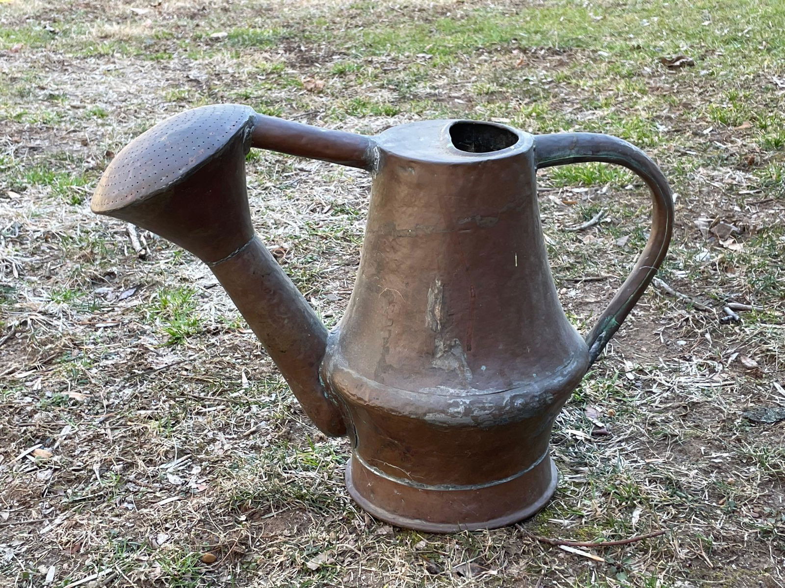 Antique Copper Watering Can (1 of 4)