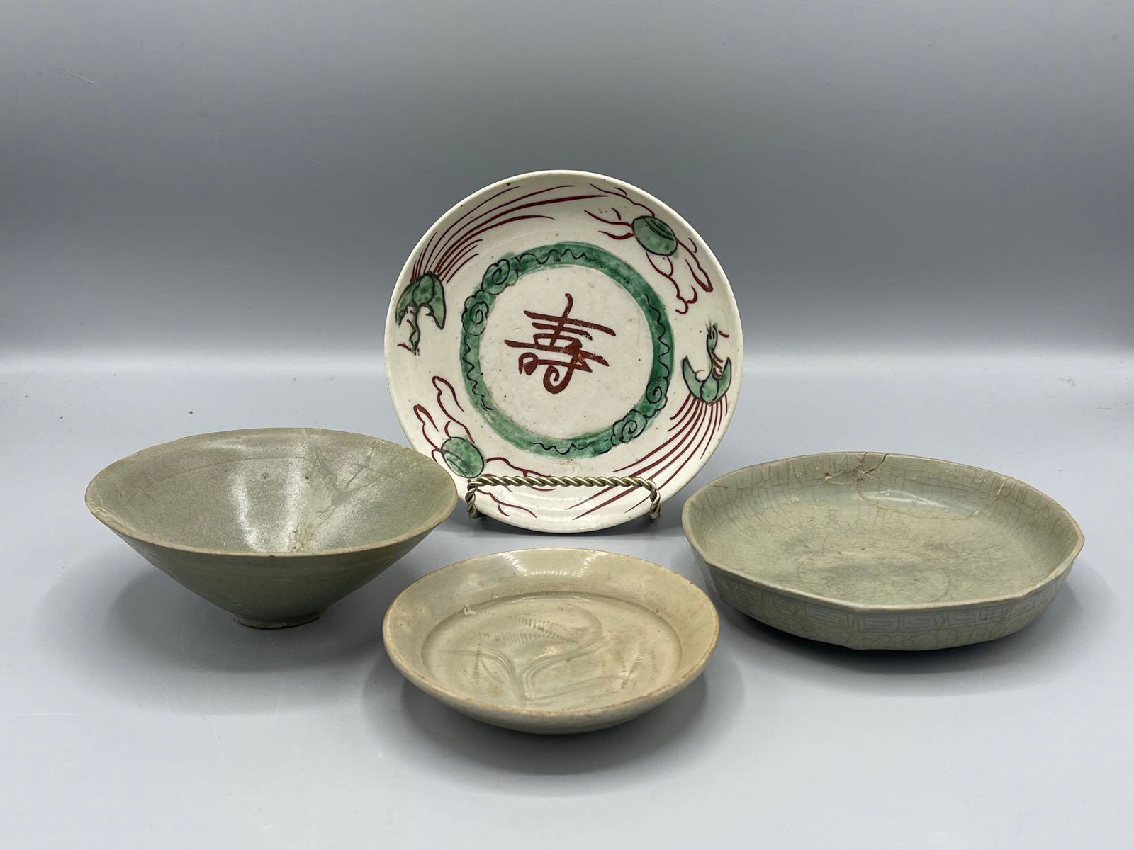 Four Chinese and Korean Bowls (1 of 11)