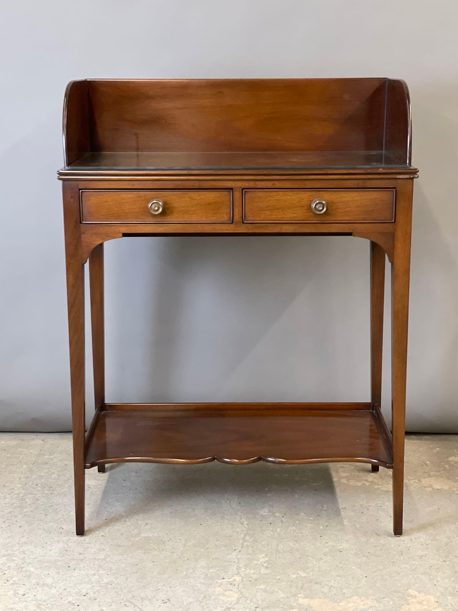Kittinger Mahogany Server (1 of 5)