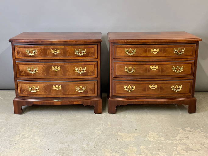 Pair Of Henredon Aston Court Nightstands