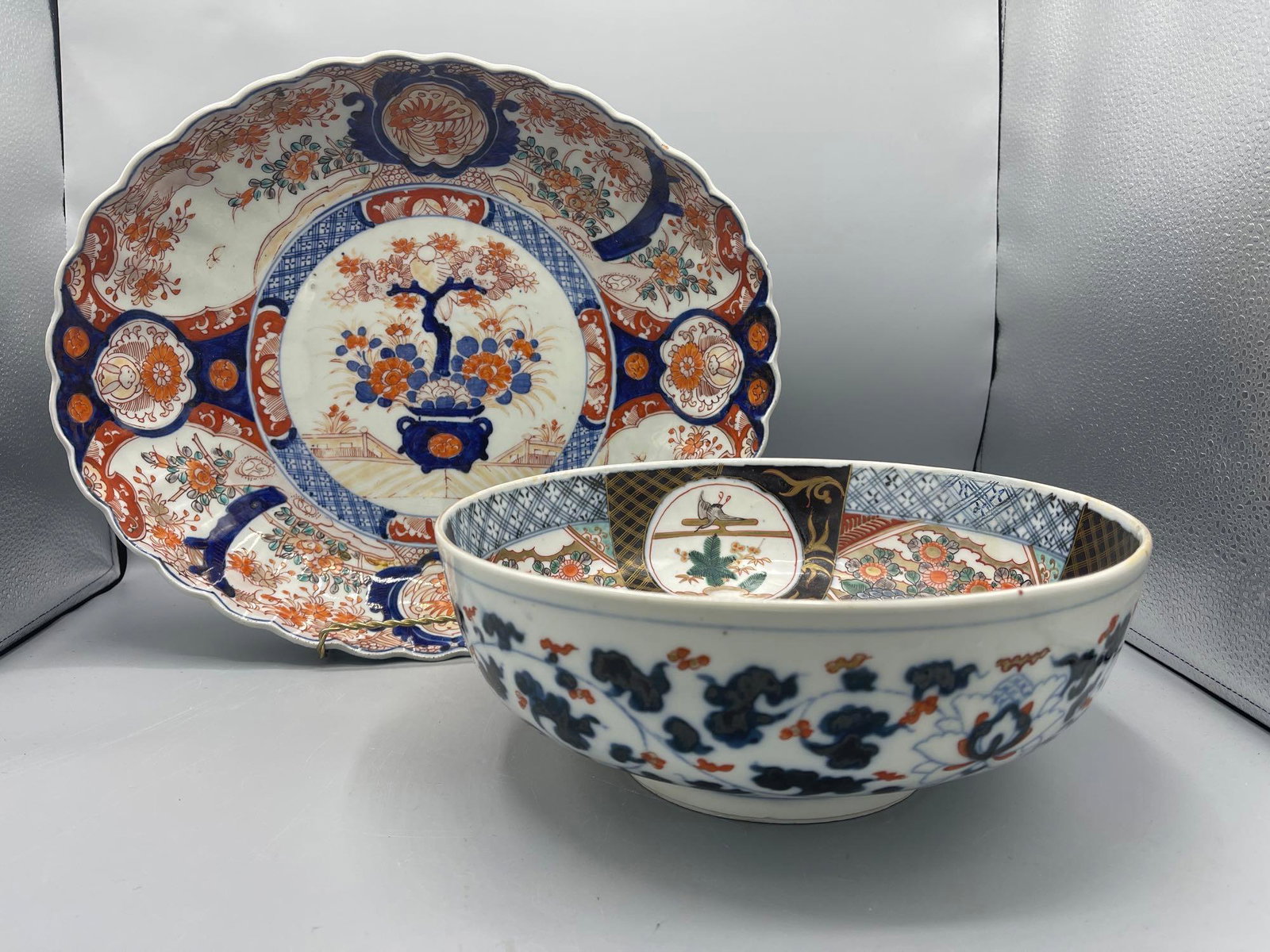 Two Japanese Imari Bowls (1 of 10)