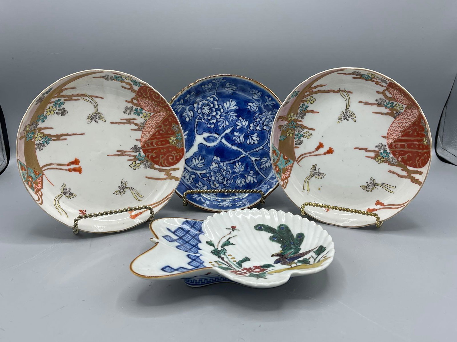 Four Pieces of Japanese Porcelain (1 of 11)