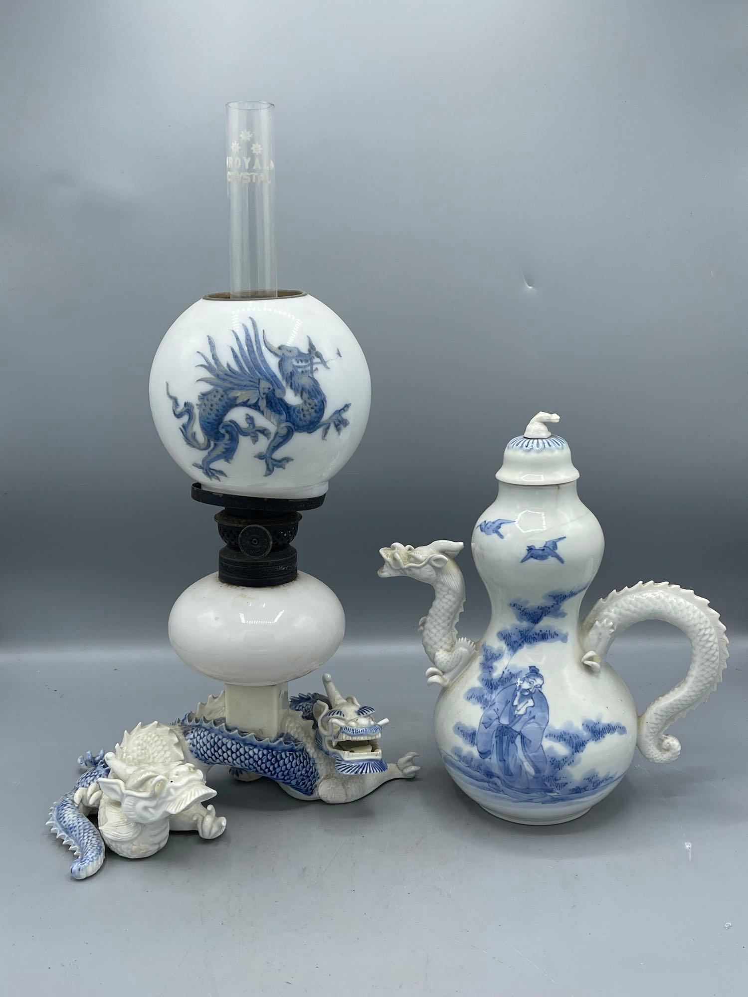 Japanese Arita Dragon Ewer and Lamp (1 of 9)