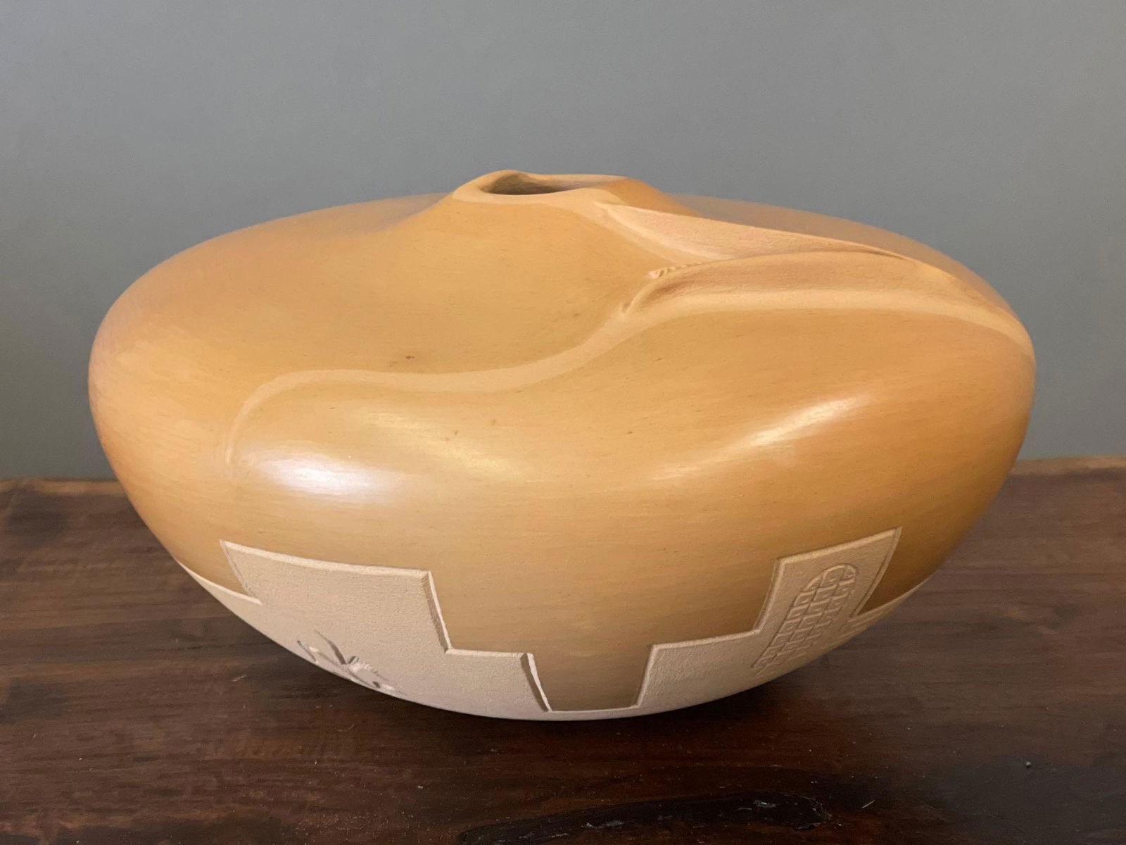 Iris Youvella Nampeyo Pottery Jar (1 of 5)