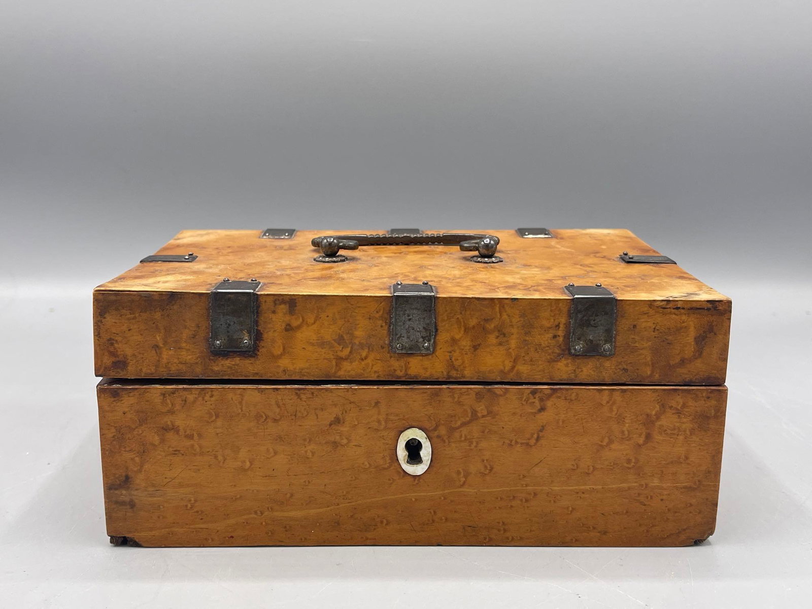 Alphonse Giroux Maple Box (1 of 7)