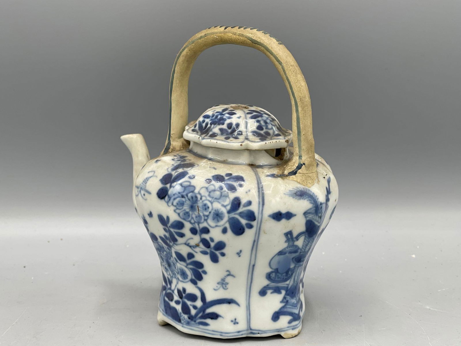 Three Pieces of Blue & White Porcelain (1 of 11)