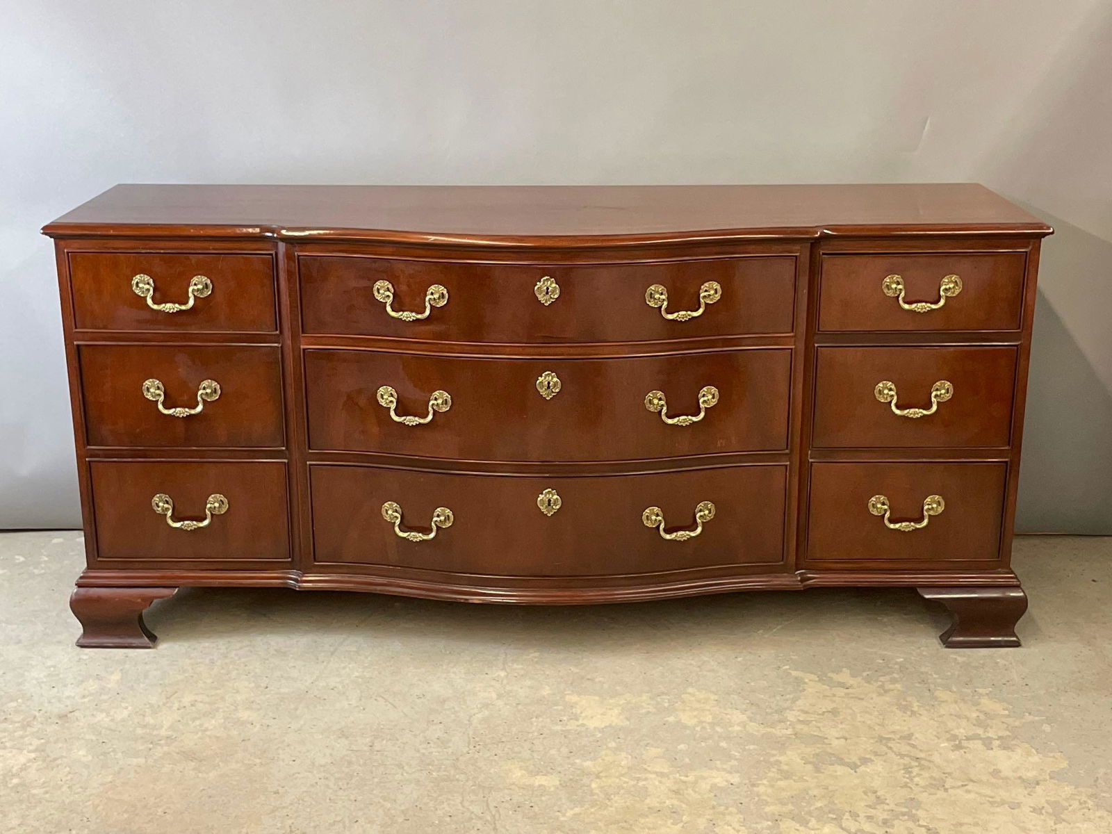 Baker Mahogany Triple Dresser (1 of 5)