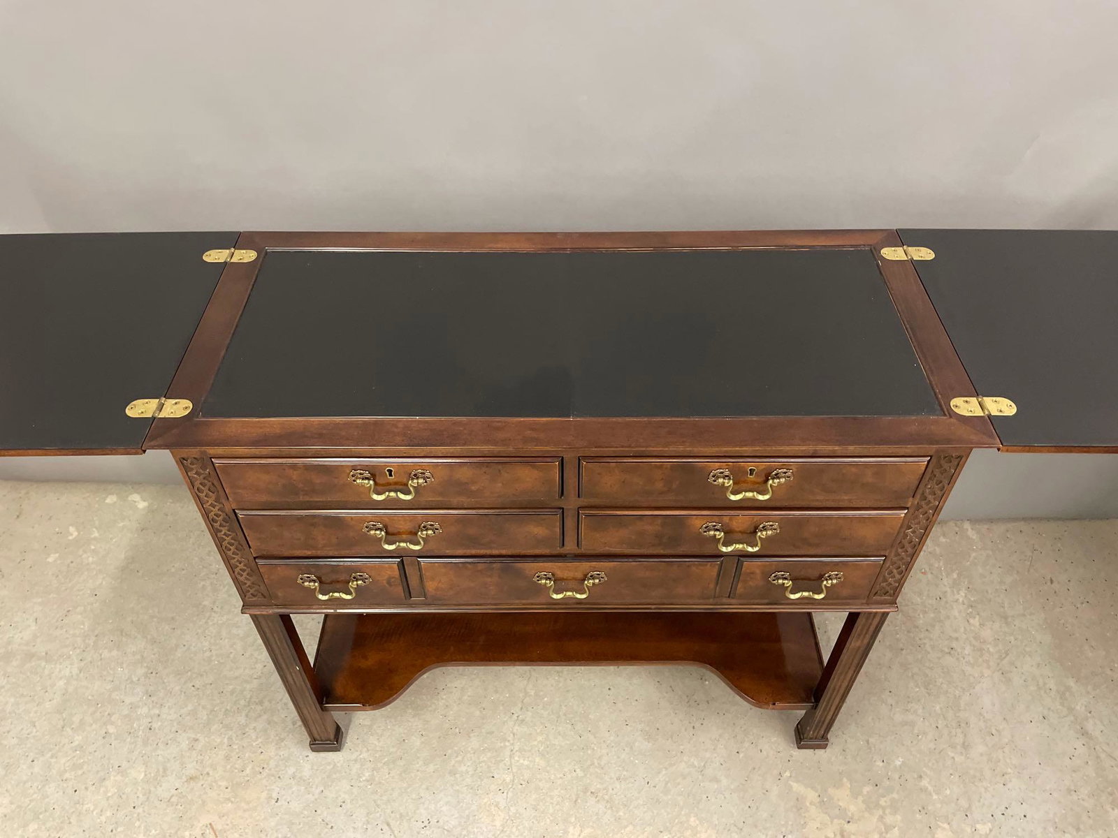 Henredon Aston Court Silver Chest Server (1 of 4)