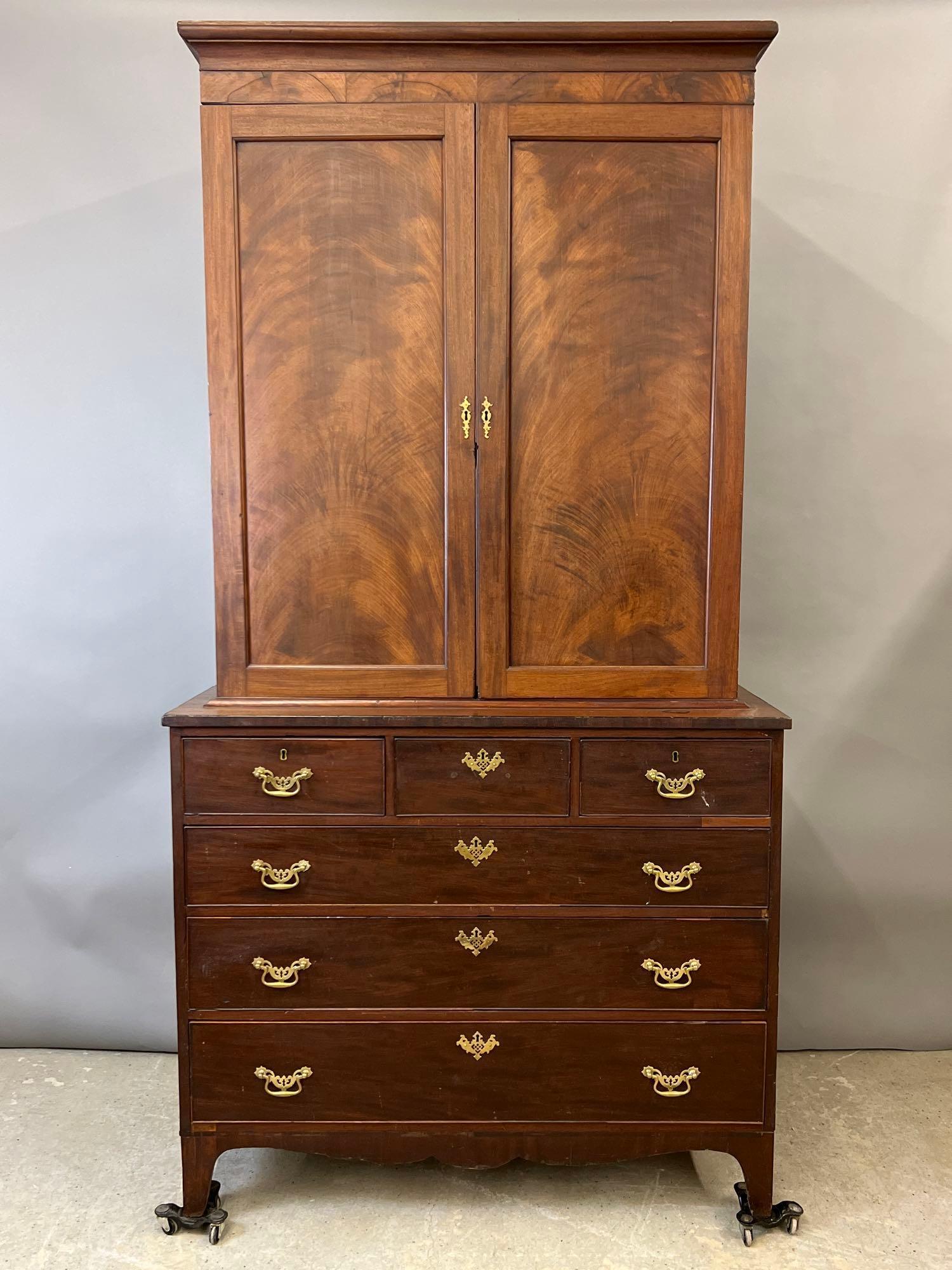Federal Mahogany Linen Press (1 of 10)