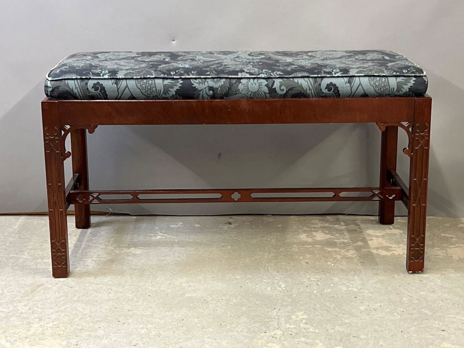 Baker Chinese Chippendale-style Bench (1 of 5)