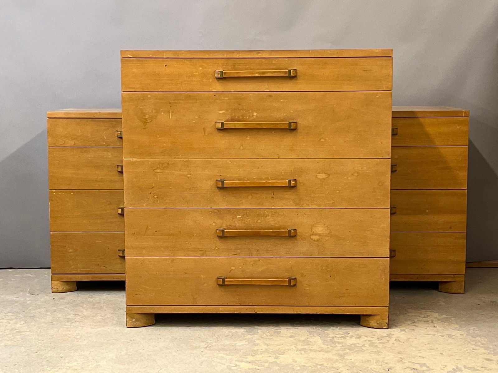 Three-piece John Widdicomb Bedroom Suite (1 of 8)