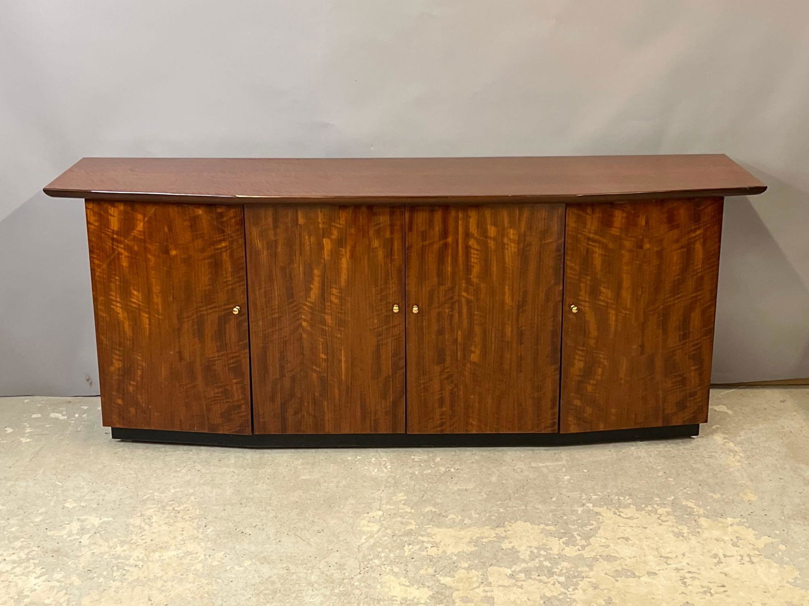 Henredon Four-door Mahogany Sideboard (1 of 5)