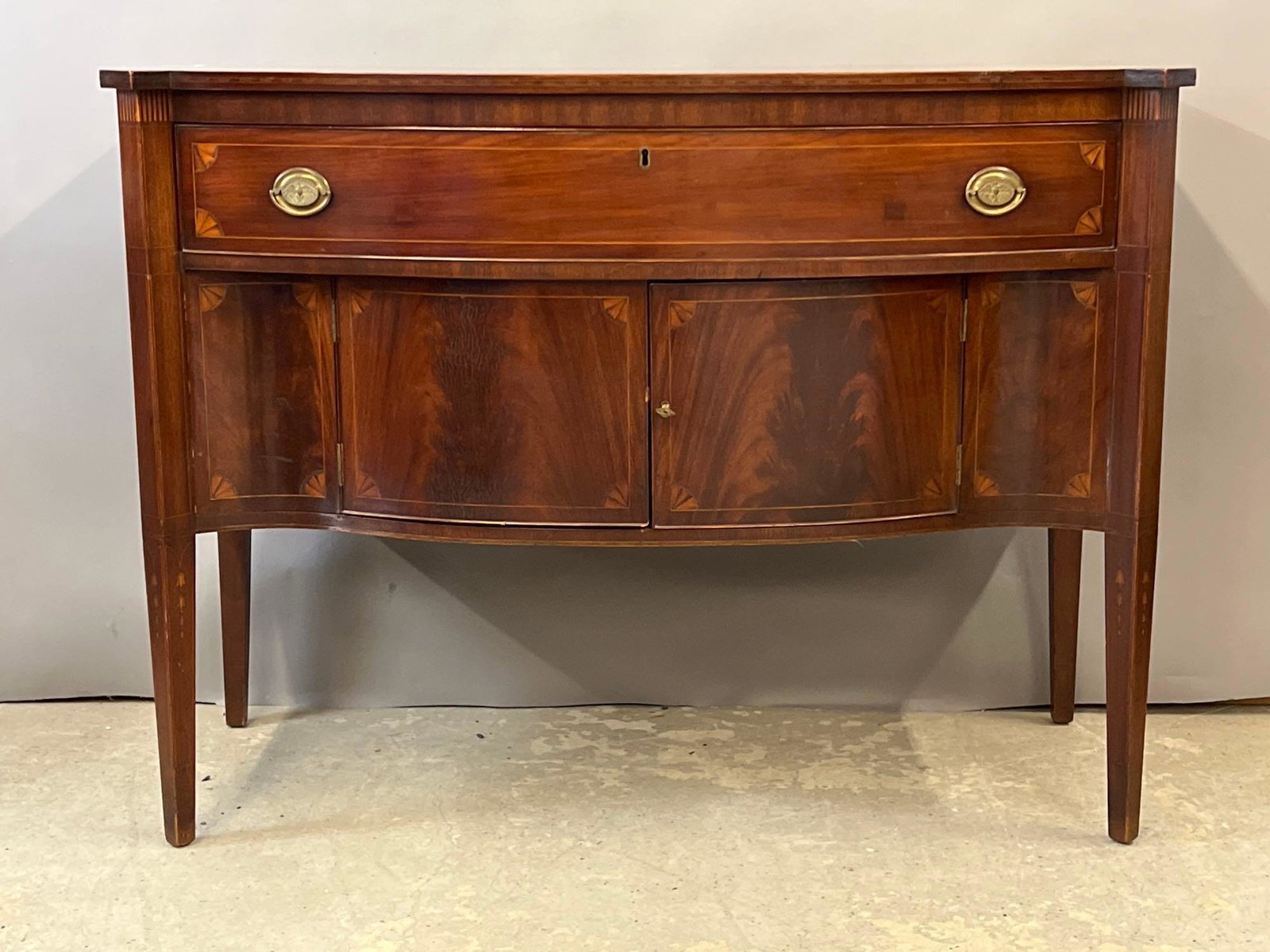 Diminutive Federal-style Mahogany Sideboard (1 of 6)