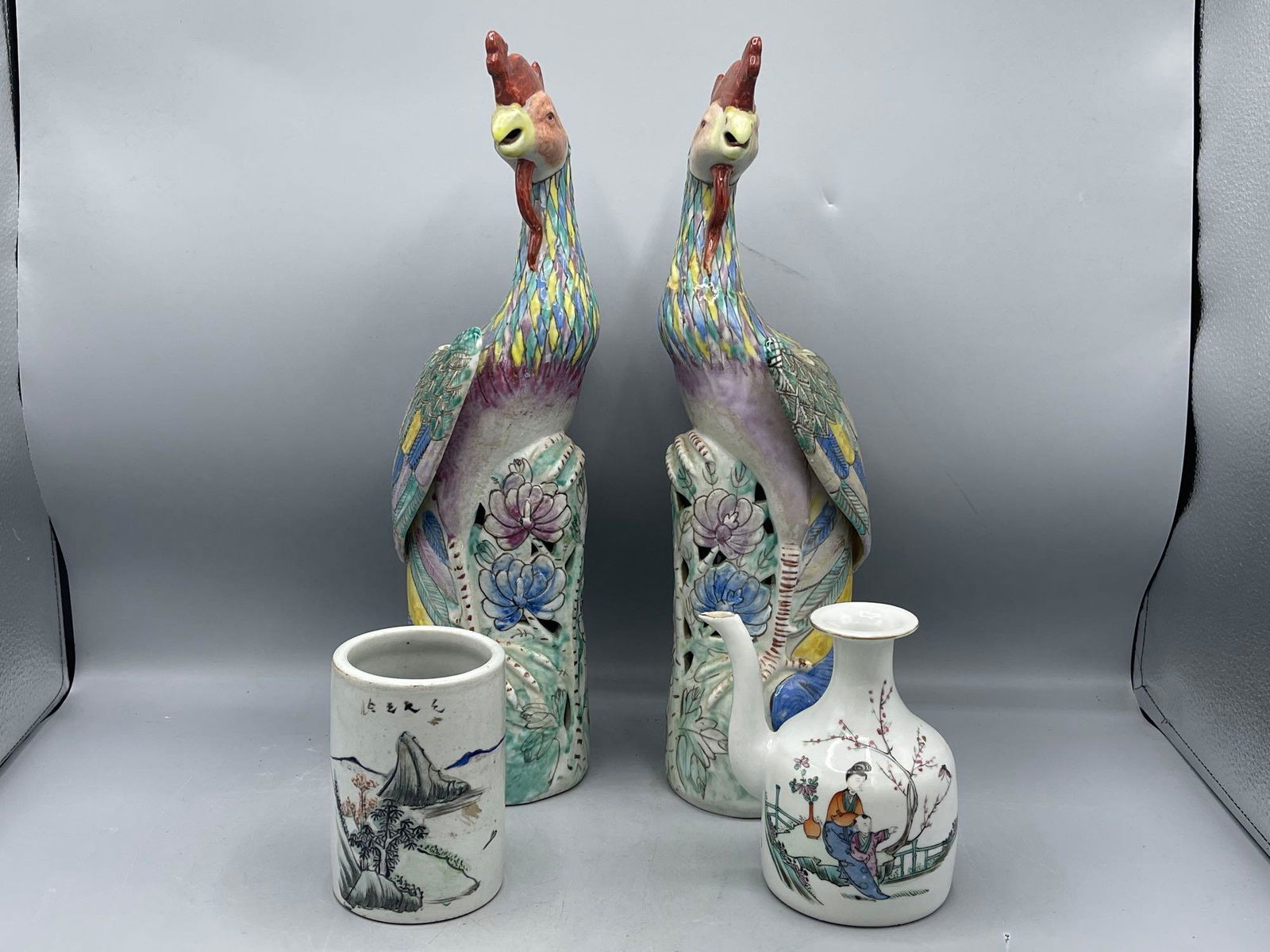 Four Pieces of Chinese Porcelain (1 of 11)