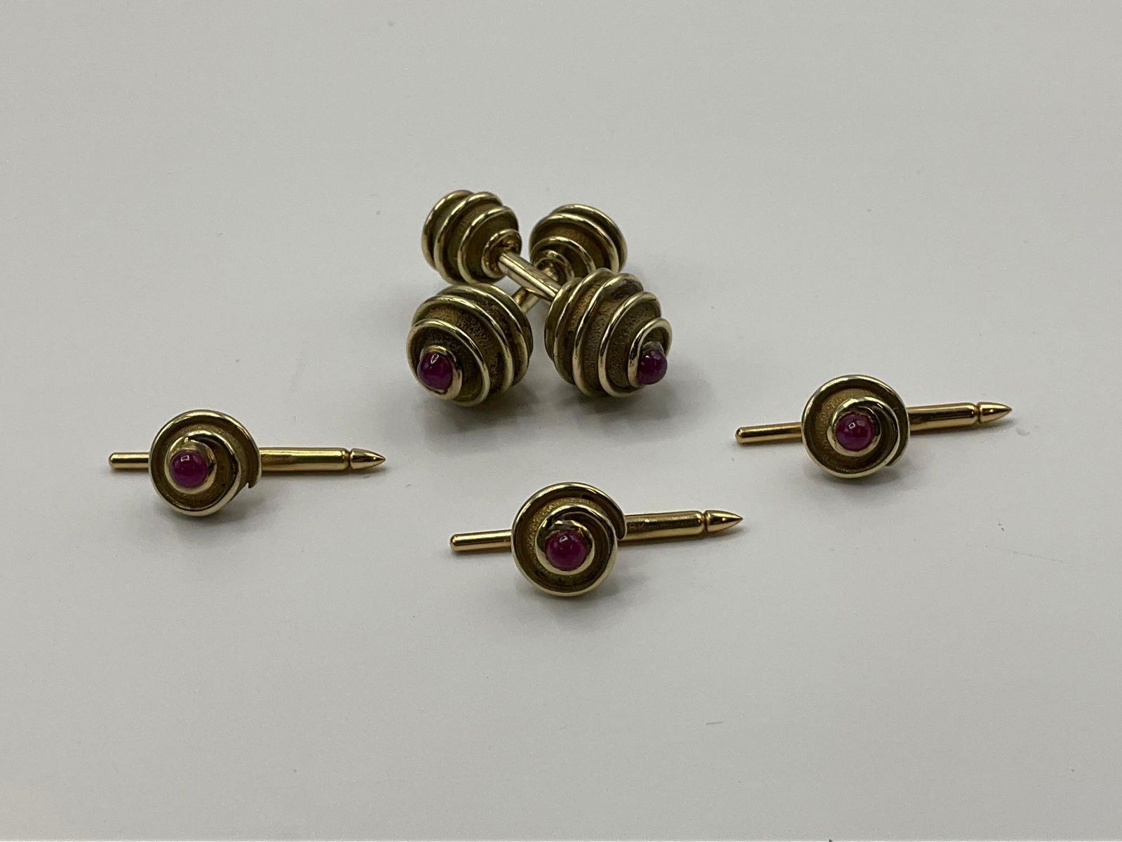 Ruby-accented Gold Cuff Links/Shirt Studs Set (1 of 7)