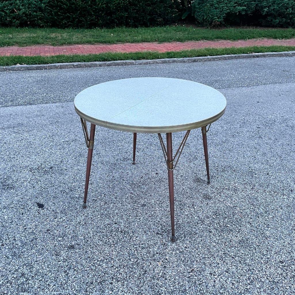 1950s Aluminum Banded Atomic Circular Dining Table (1 of 6)