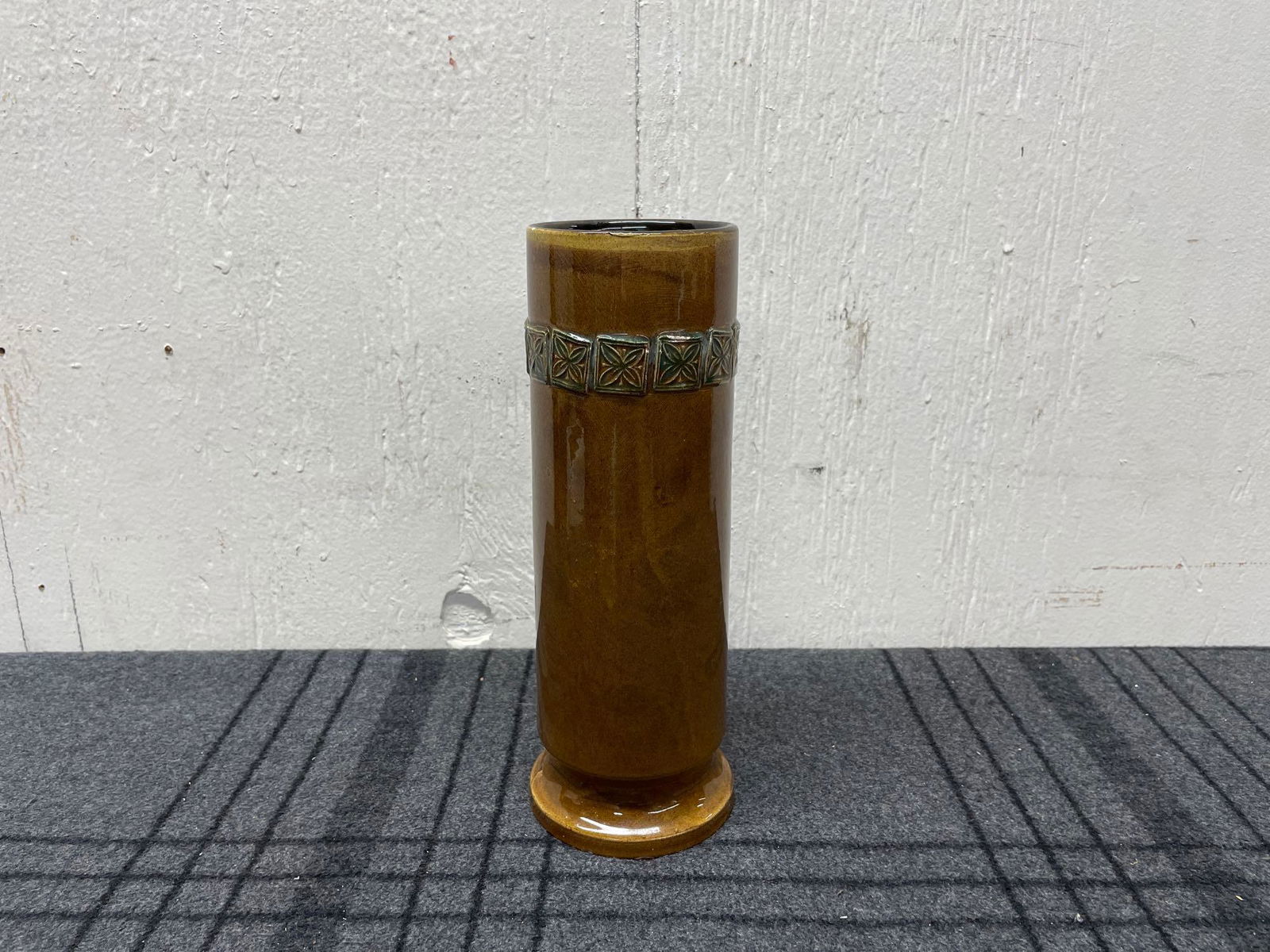 Vintage Raymor Italian Pottery Vase (1 of 11)