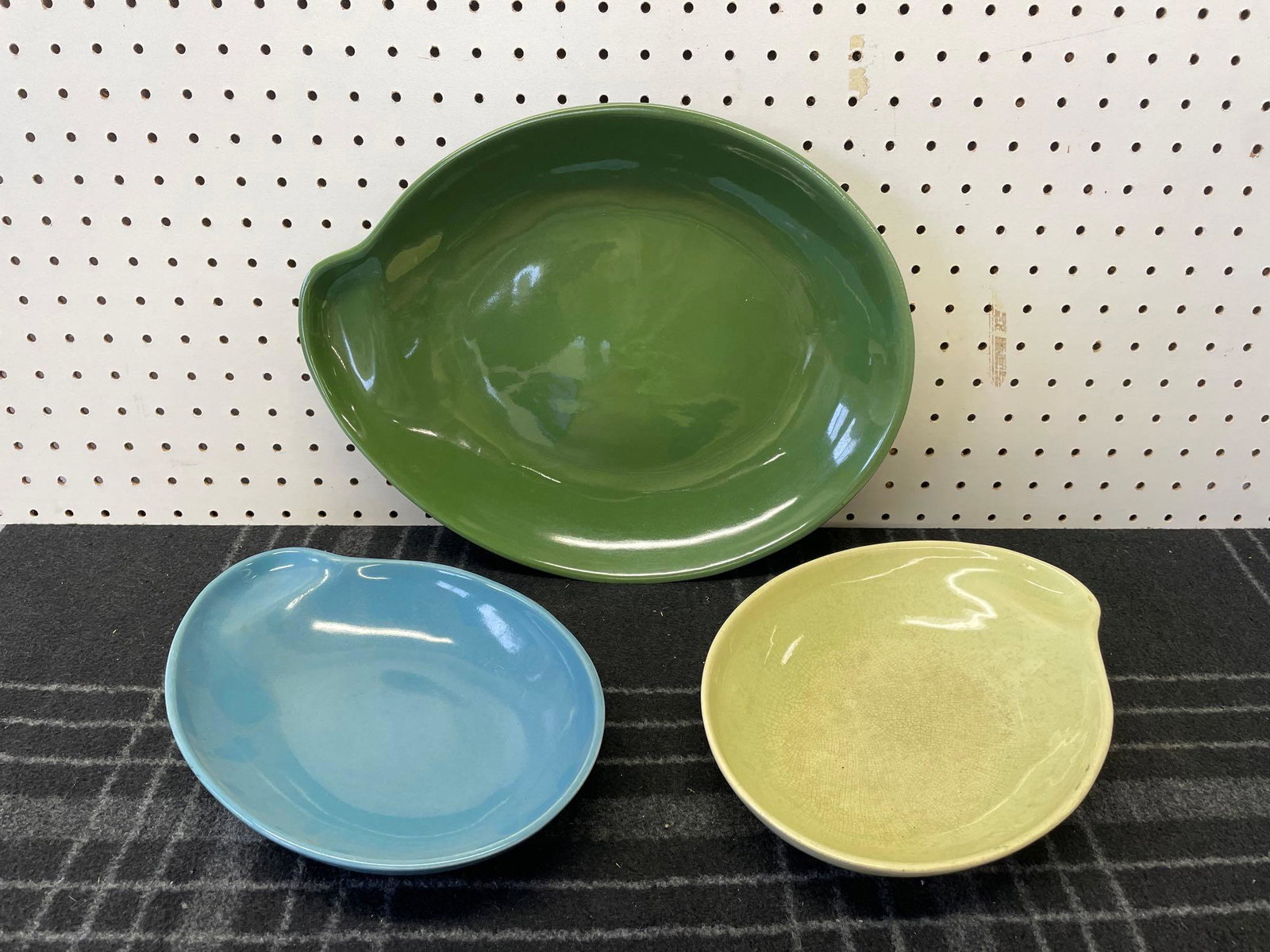 Eva Zeisel Pottery Serving Set (1 of 7)