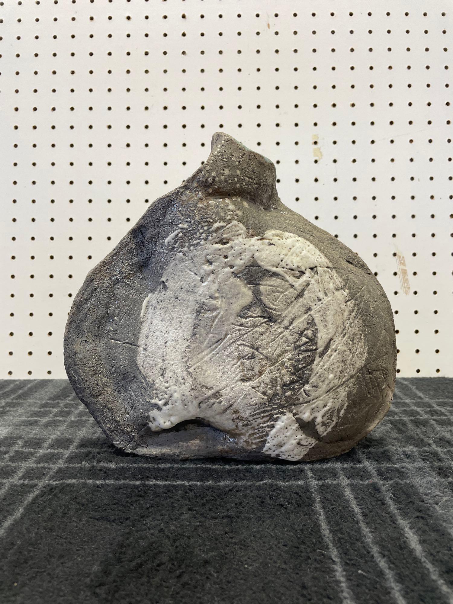 Handmade Japanese Studio Pottery Art Vase (1 of 12)