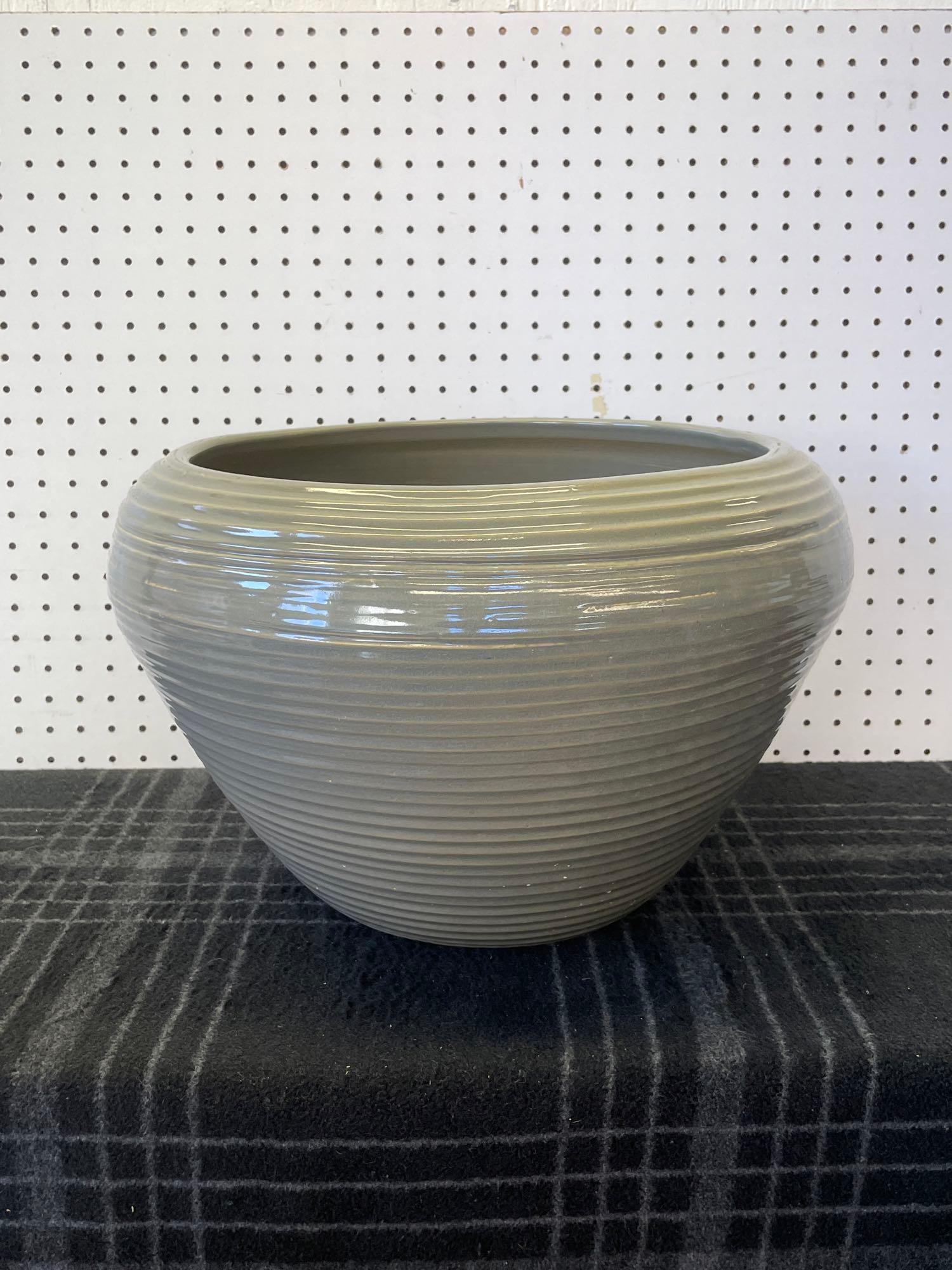 Large Zanesville Stoneage Modern Homespun Planter (1 of 9)