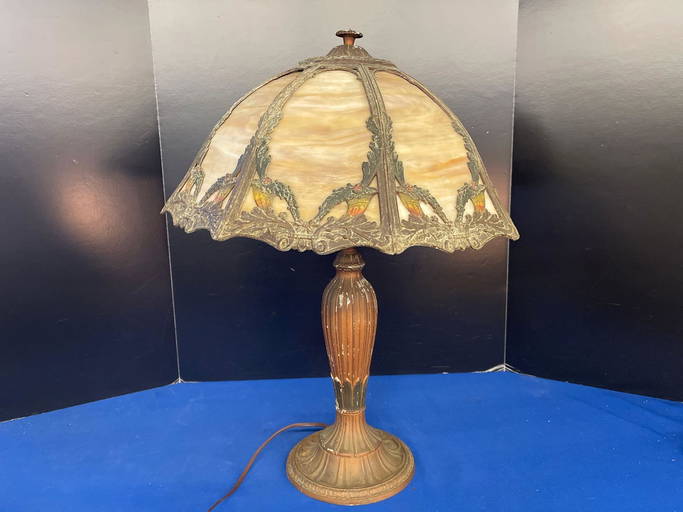 Antique Slag Glass Lamp (0192) on Dec 09, 2022 Briggs Auction, Inc