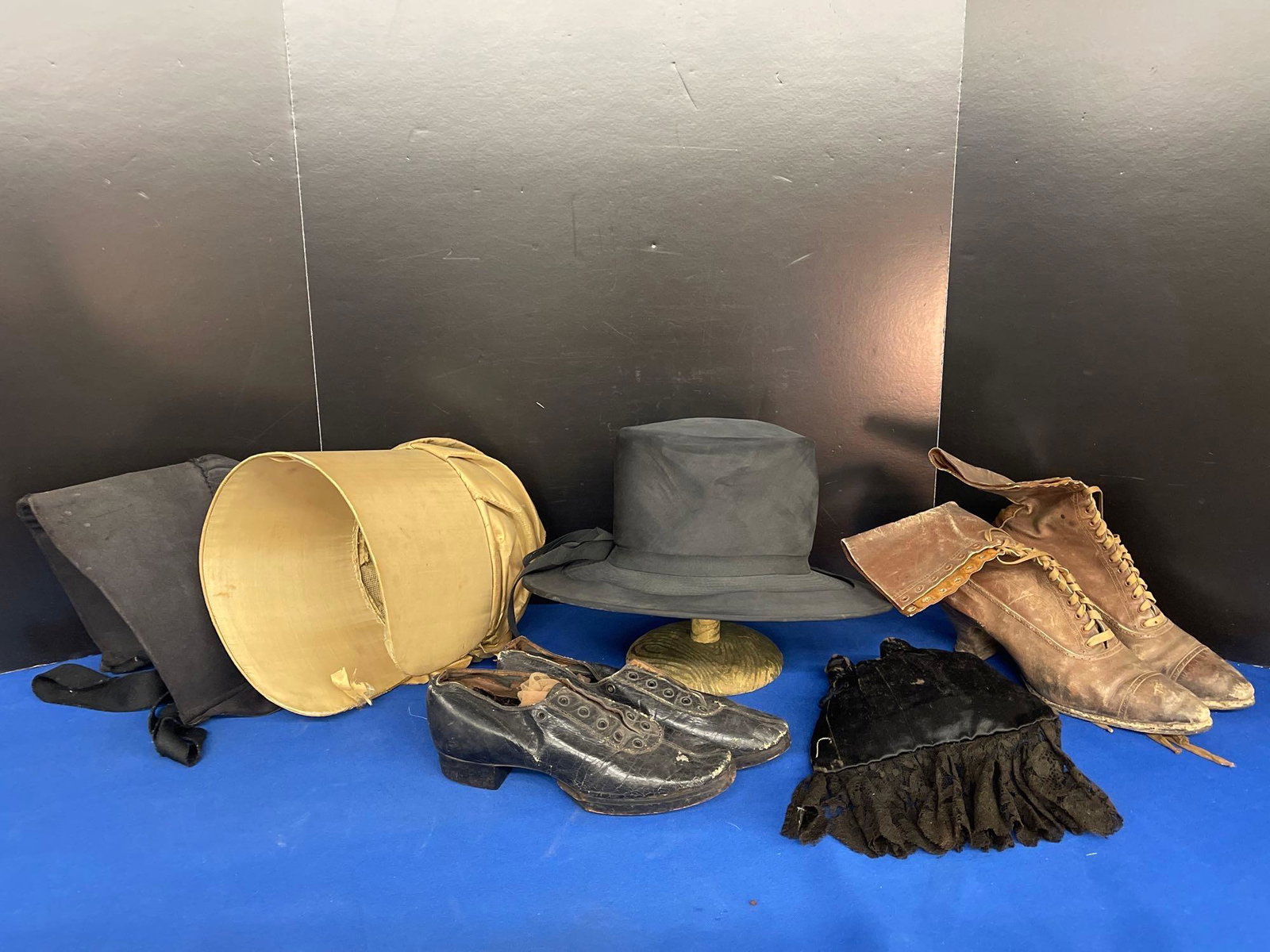 Antique Accessories Grouping (1 of 9)