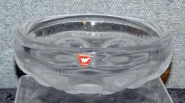 Orrefors bowl: Orrefors bowl, signed "Orrefors" plus paper label, 2 1/2" high, 6 1/4" in diameter