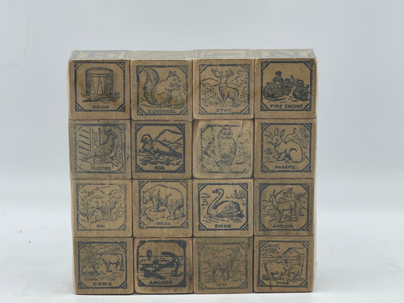 16 Alphabet & Animals Wood Blocks (1 of 3)