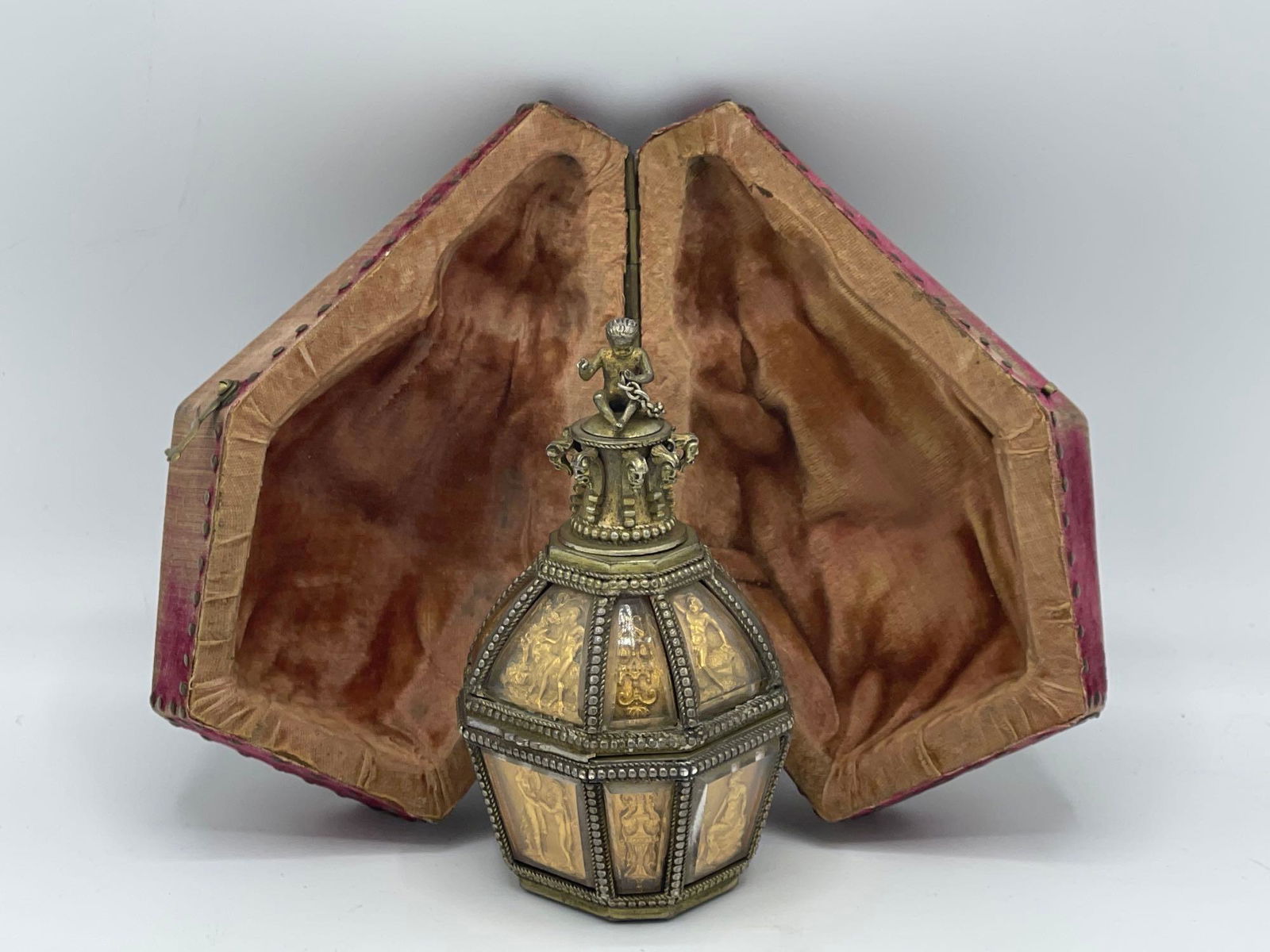 Italian Brass Snuff Box (1 of 8)