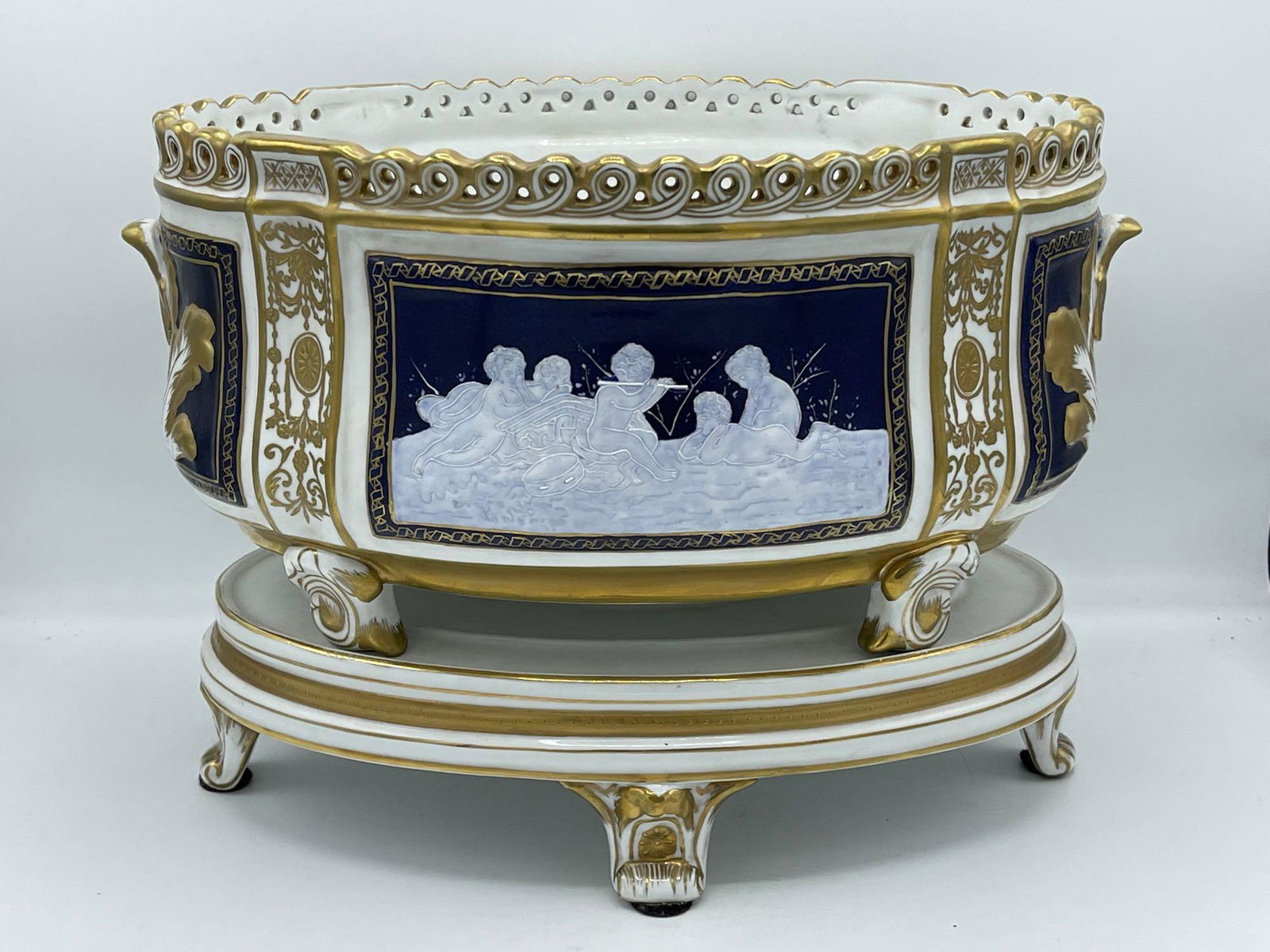 Continental Gilt-Painted Porcelain Jardiniere (1 of 5)