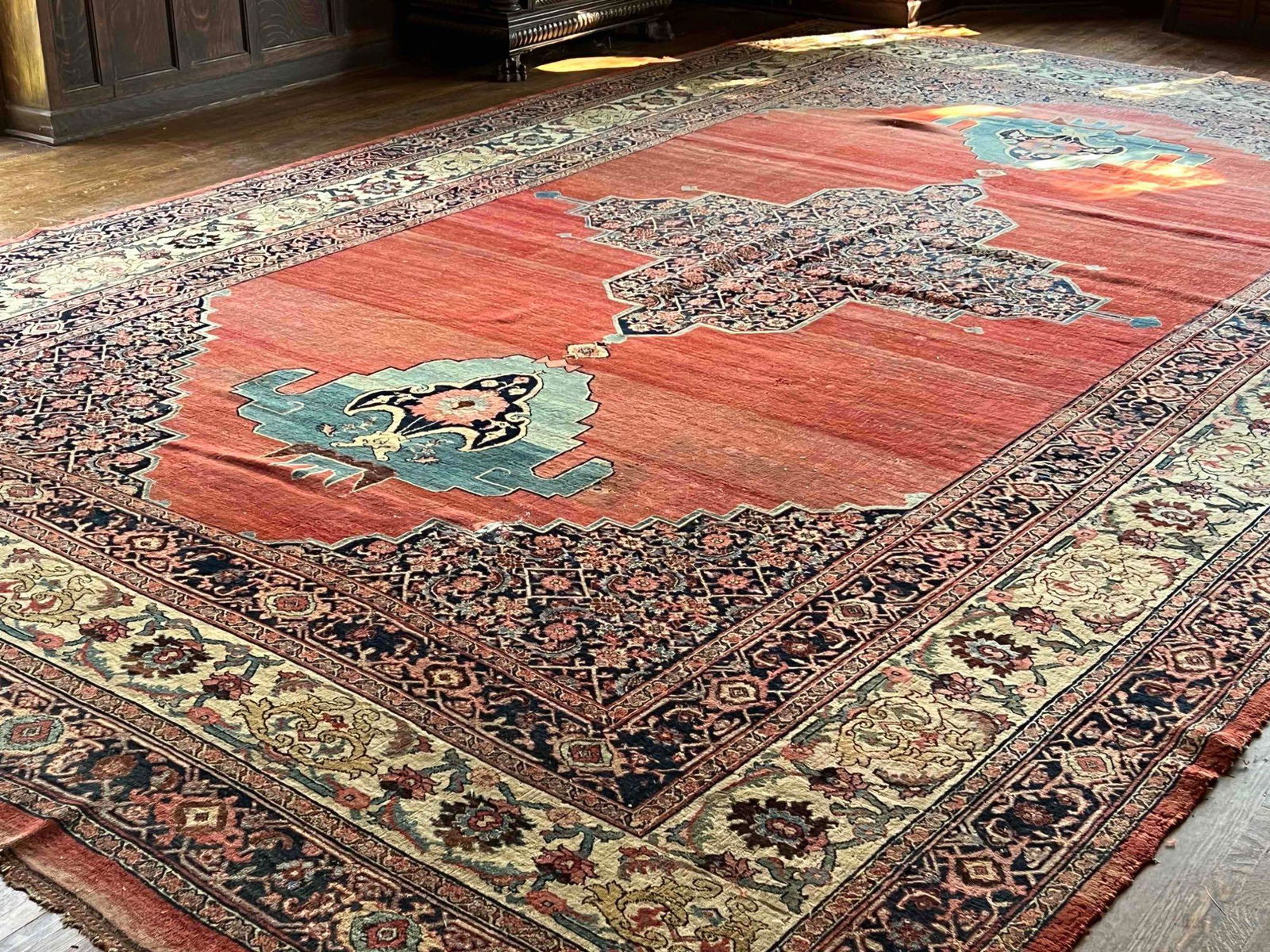 Persian Bijar Room-size Carpet, Apx. 18ft x 11ft (1 of 8)