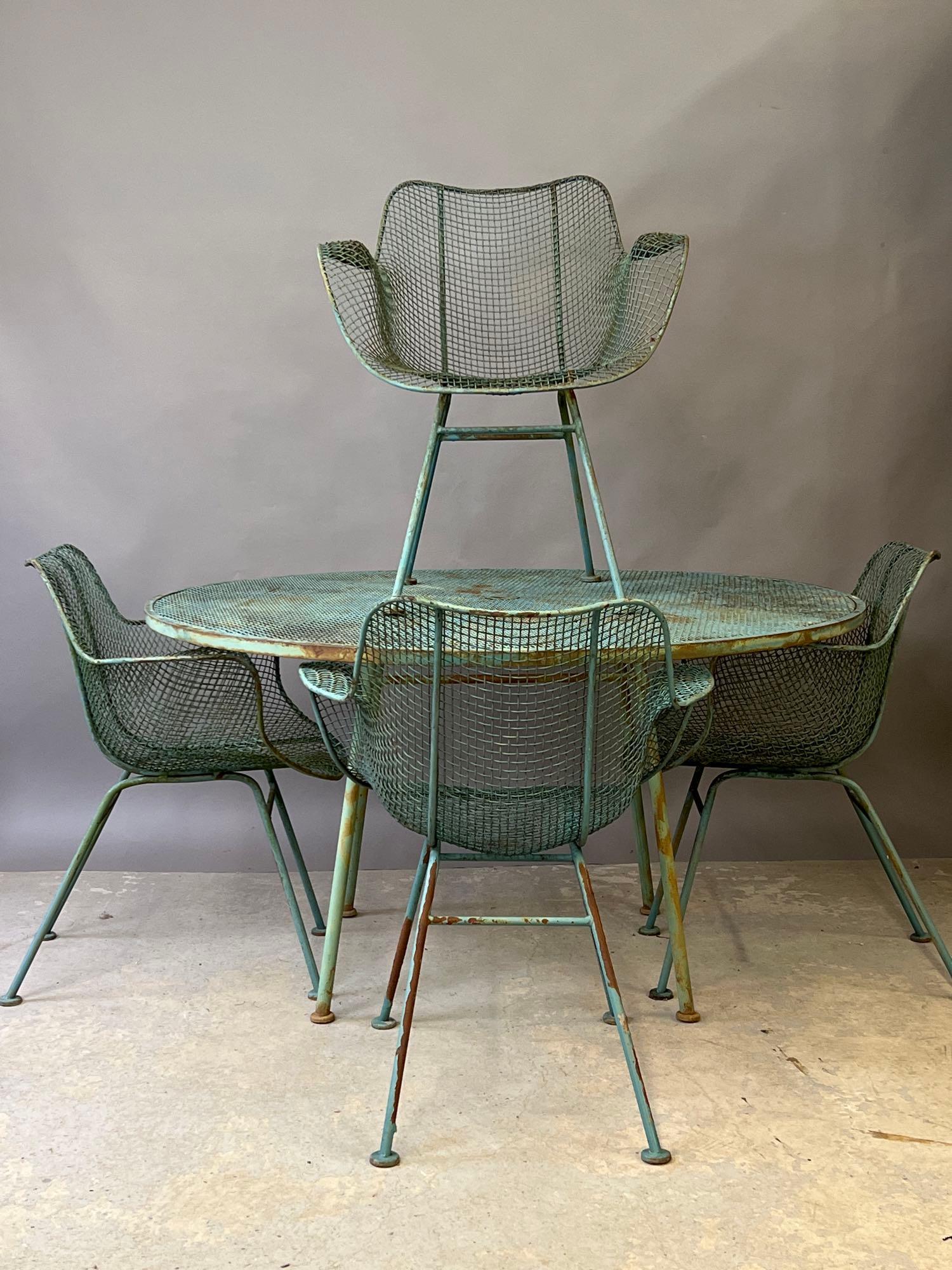 Russell Woodard Sculptura Patio Dining Set (1 of 5)