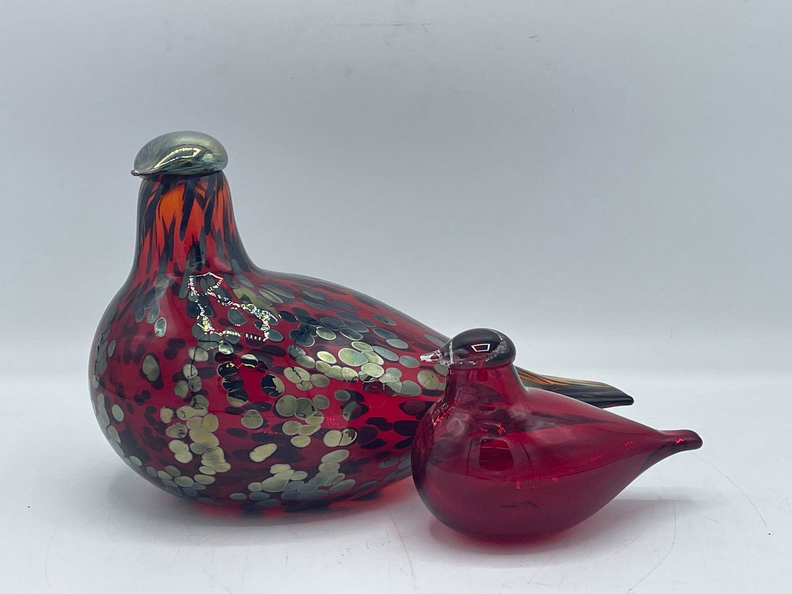 Two Oiva Toikka Finland iittala Glass Birds (1 of 6)
