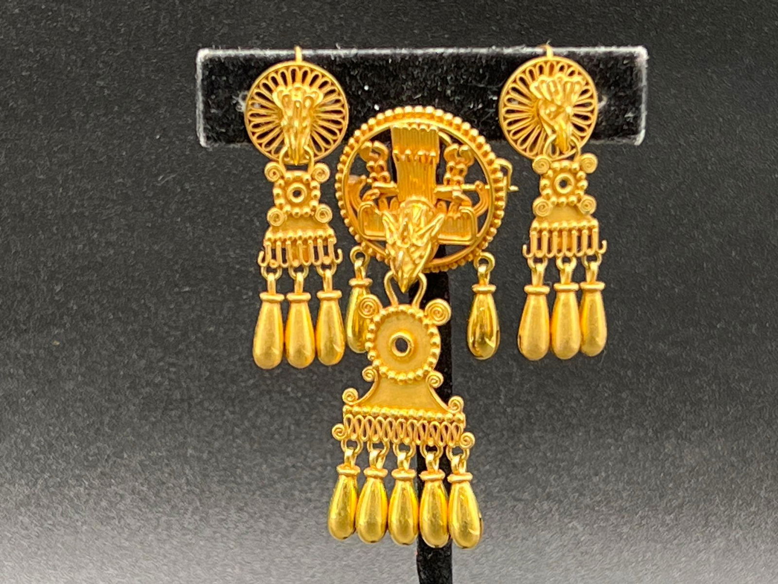 Aztec-style 14K Gold Earrings and Brooch Suite (1 of 6)