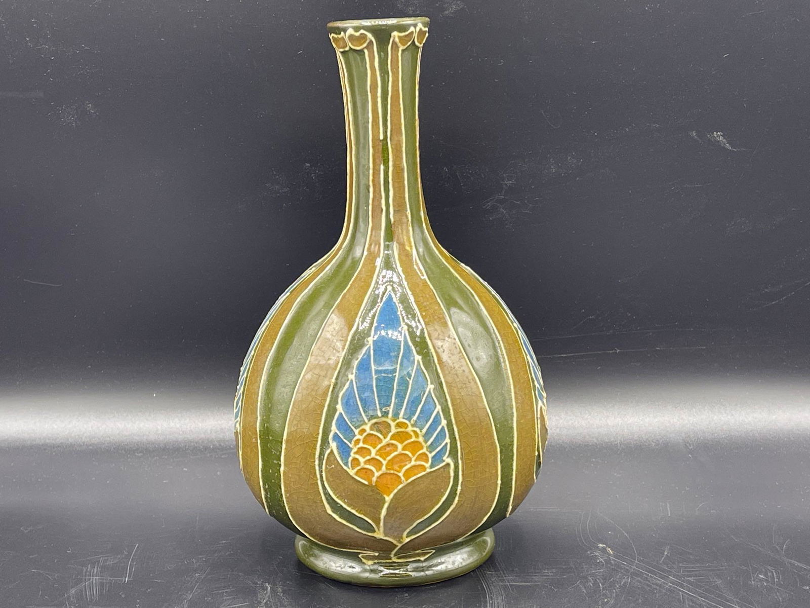 Albert Cusick Art Nouveau Vase (1 of 4)